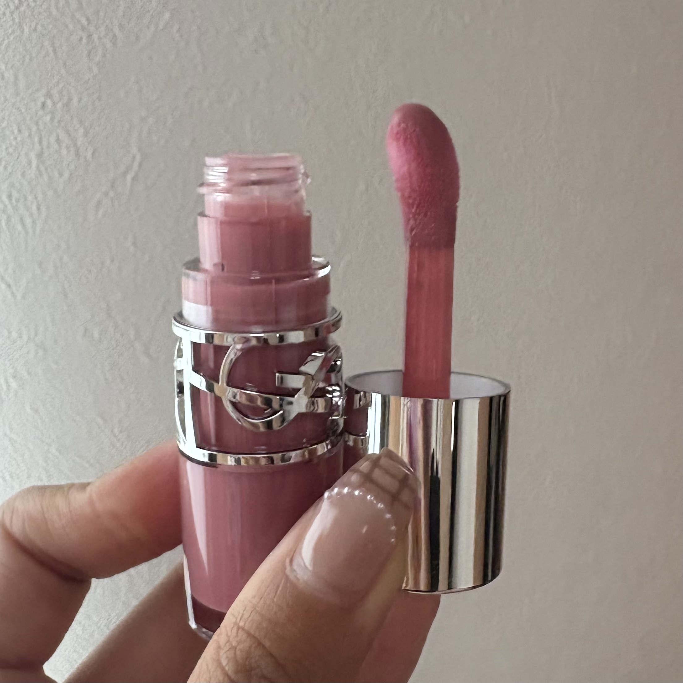 YSL ラブシャイン グロスプランパー #44 ヌード ラヴァリエール/YVES SAINT LAURENT BEAUTE/リップグロスを使ったクチコミ（2枚目）