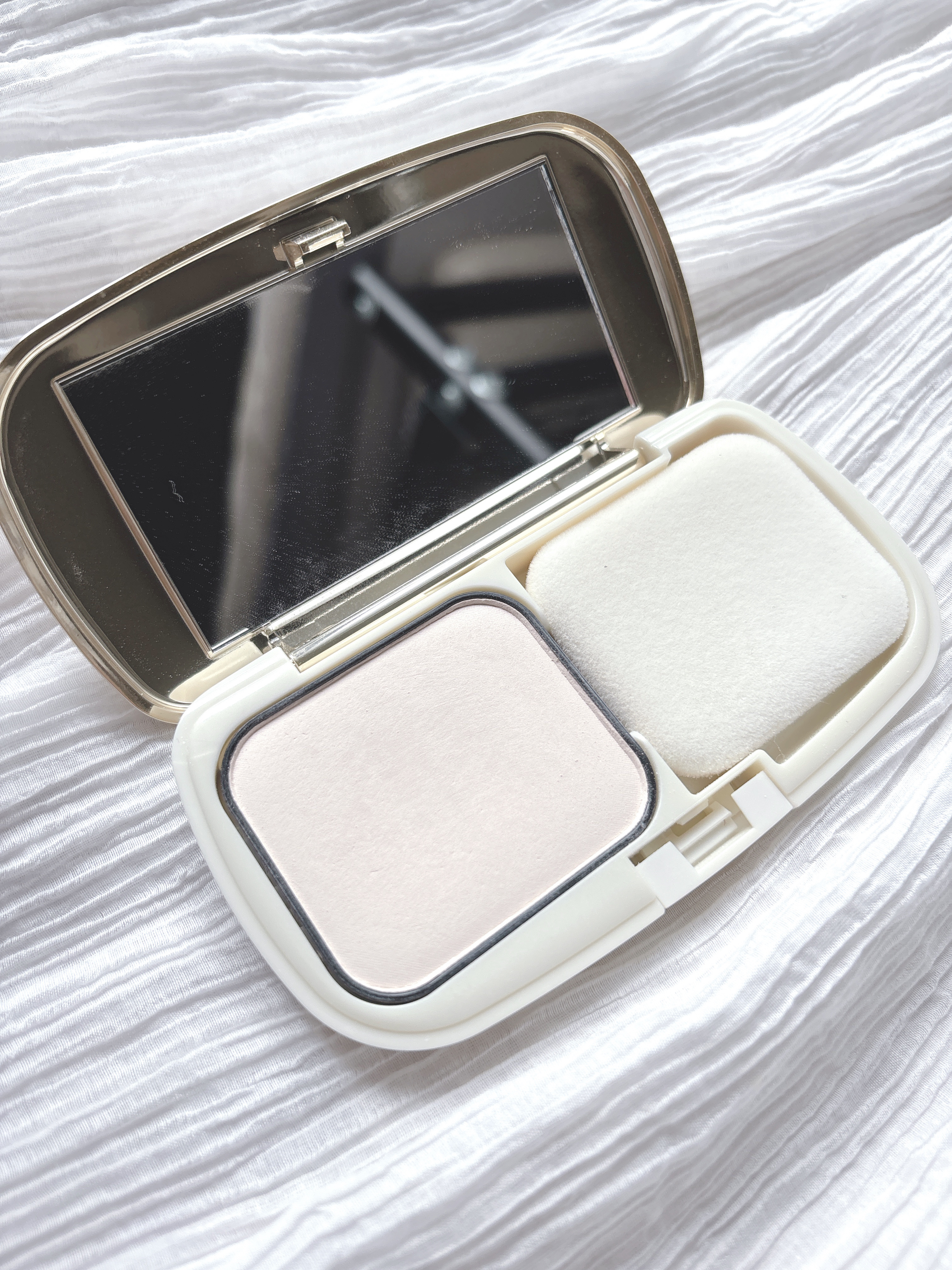 プレストポアカバー/MAJOLICA MAJORCA/プレストパウダーを使ったクチコミ（2枚目）