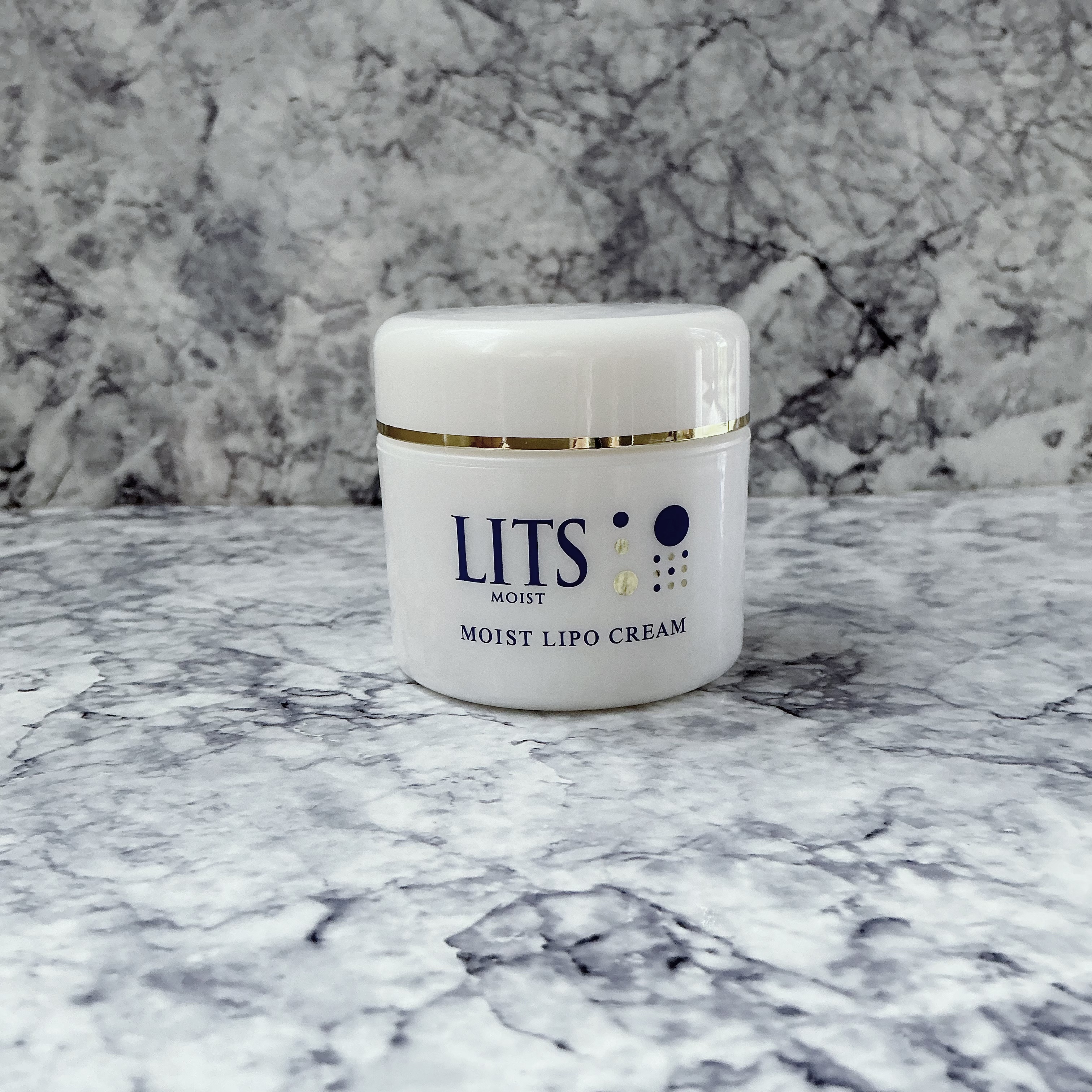 株式会社ネイチャーラボ
リッツ モイスト リポクリーム

夏の疲れをため込んで弱ってしまった肌に。
角層深くまでうるおいを届け、肌が自らうるおう力をバックアップしてくれる待望の保湿クリームです。

《特徴》
🔷角層の奥までうるおいを届ける