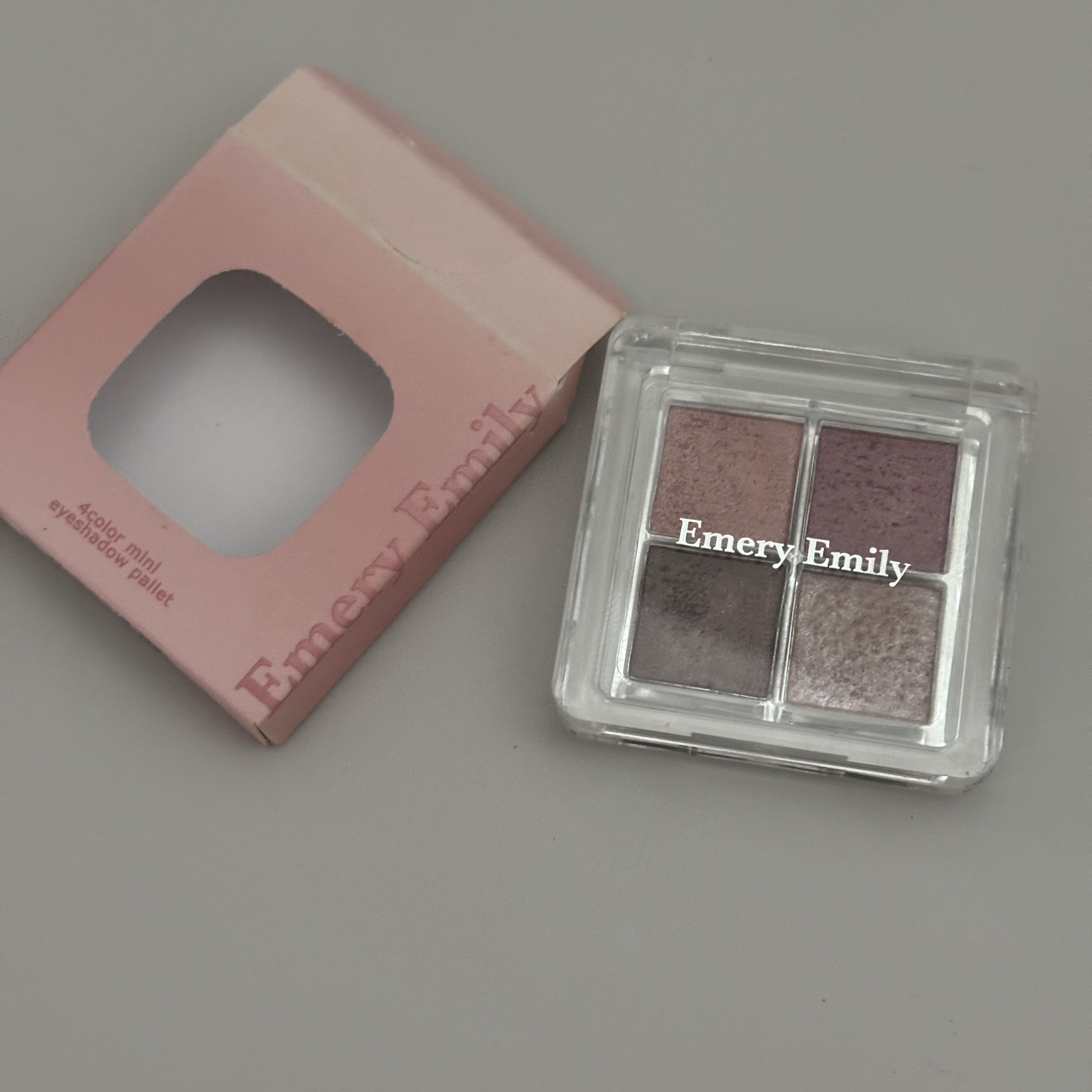 4カラー ミニアイパレット/Emery Emily/アイシャドウパレットを使ったクチコミ（1枚目）