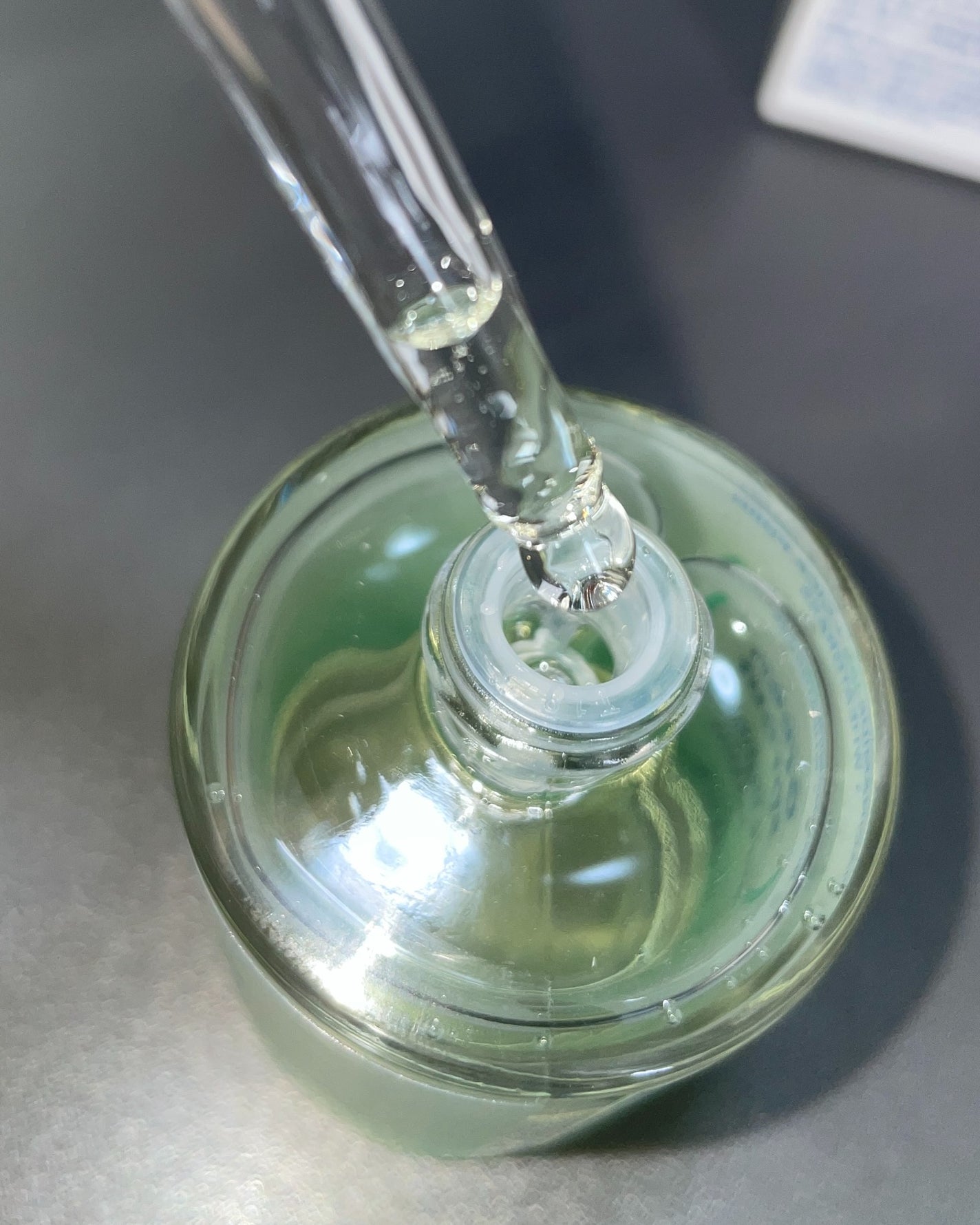 若芽ポアタイトニングセラム/suiskin/美容液を使ったクチコミ(4枚目)