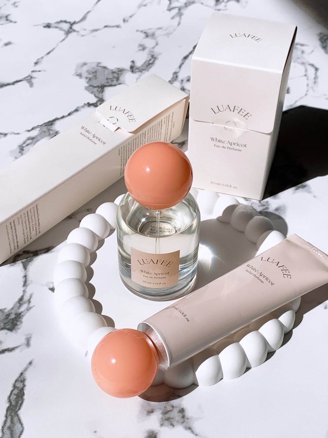 ソリッド パフューム ホワイトアプリコット/LUAFEE/練り香水を使ったクチコミ（1枚目）
