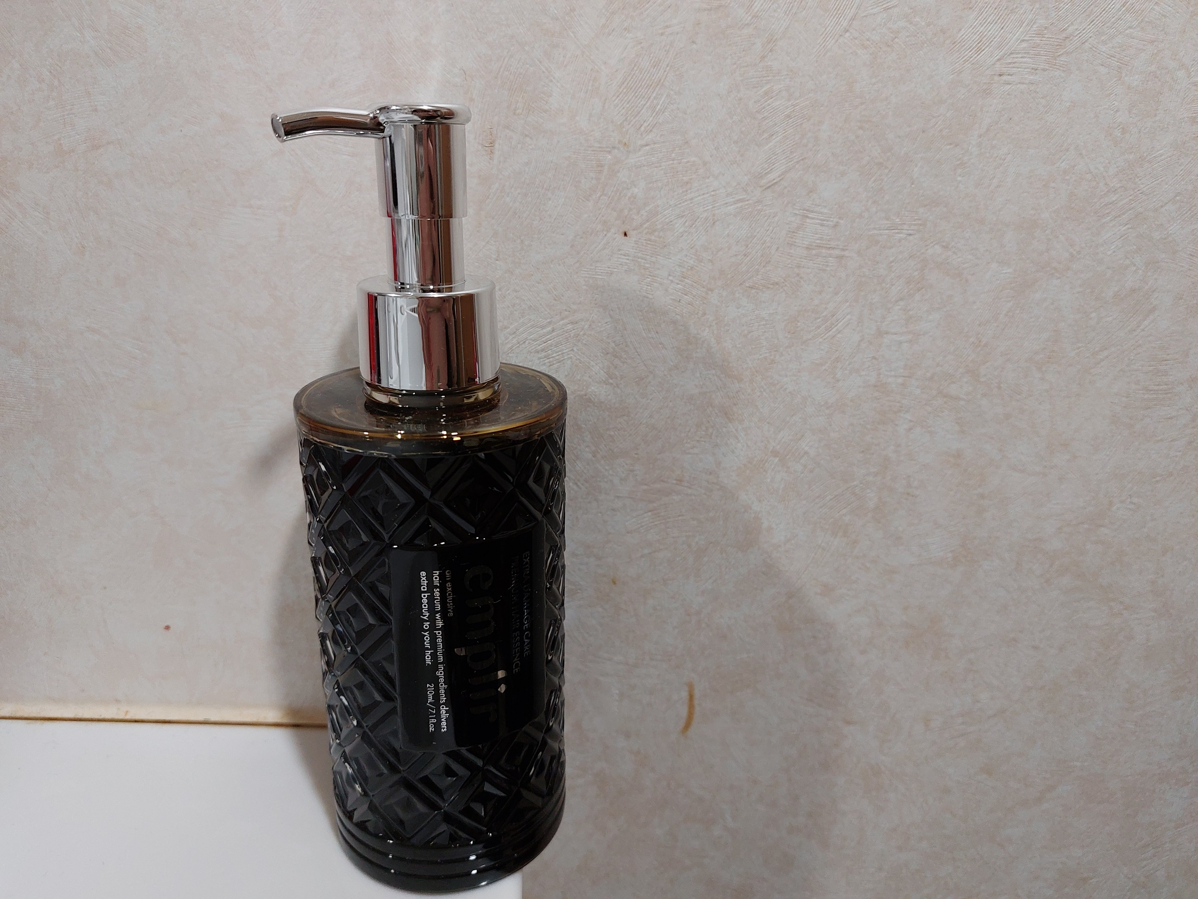 プレミアムヘアエッセンス/emplir/洗い流すヘアトリートメントを使ったクチコミ（1枚目）