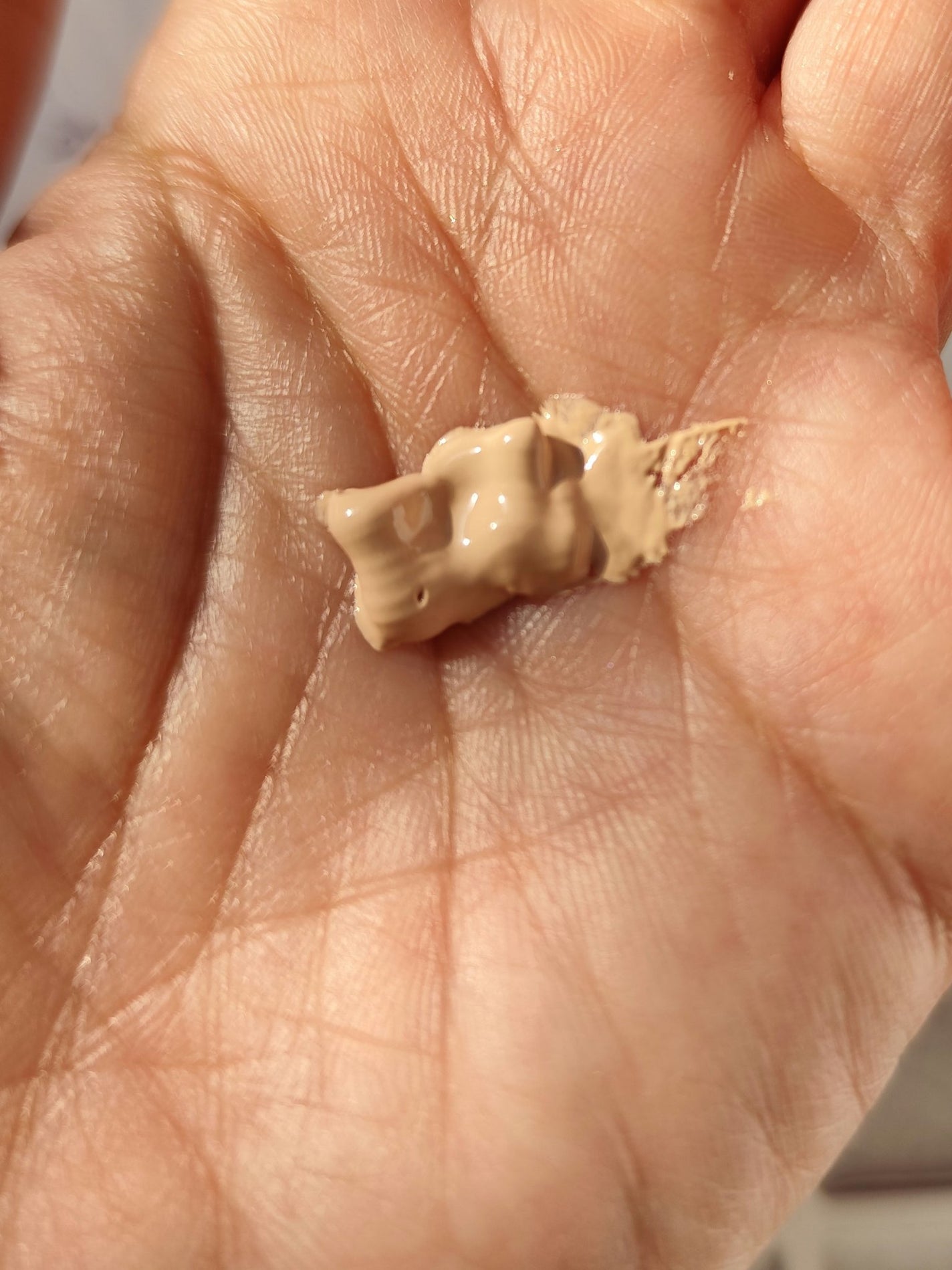 ミルキッシュガラスファンデ/KiSS/リキッドファンデーションを使ったクチコミ(2枚目)