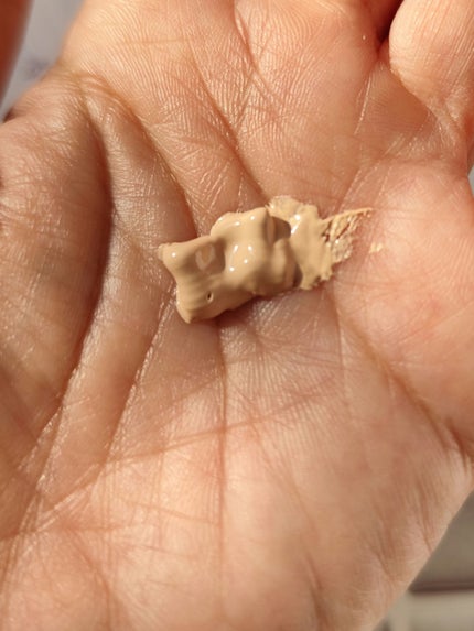 ミルキッシュガラスファンデ/KiSS/リキッドファンデーションを使ったクチコミ(2枚目)