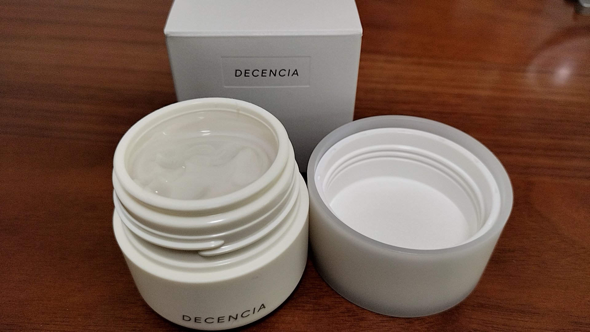 ディセンシア クリーム/DECENCIA/フェイスクリームを使ったクチコミ（1枚目）