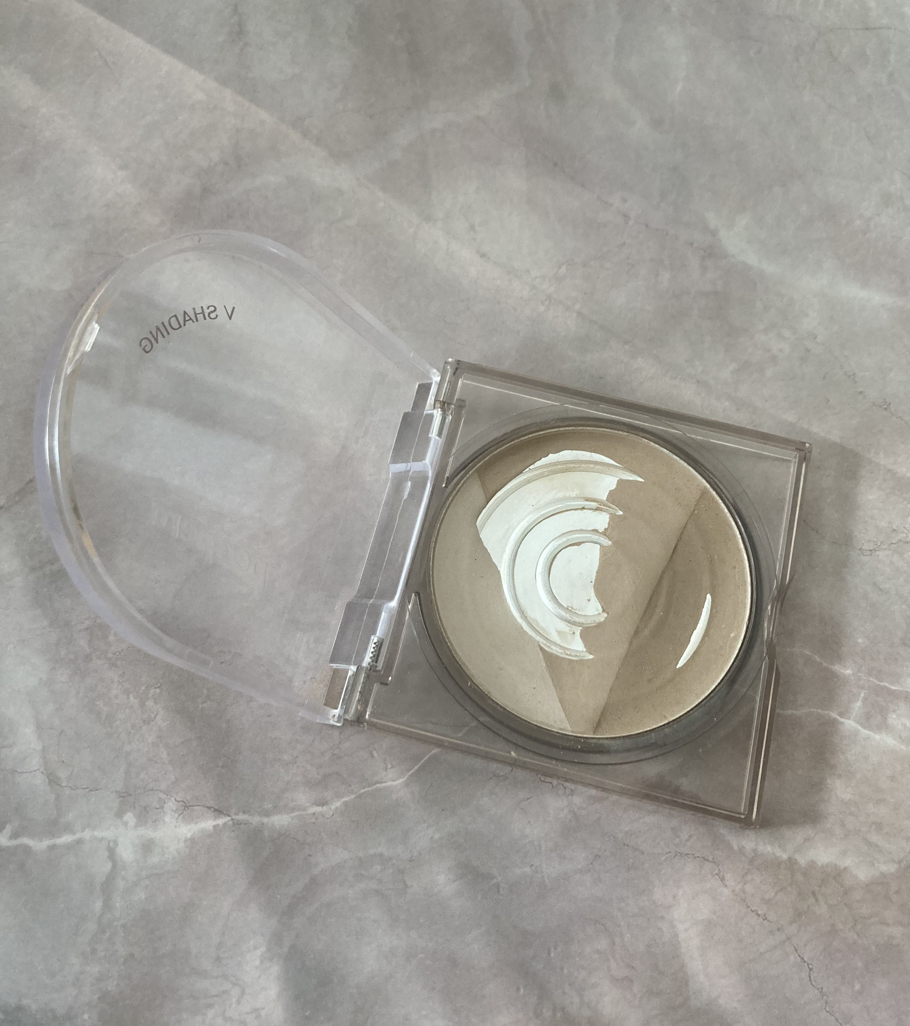 ブイ シェーディング/PERIPERA/シェーディングを使ったクチコミ（2枚目）