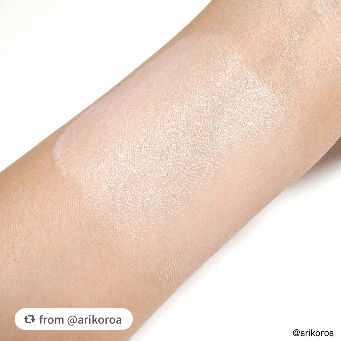 モイスチュアライジング プライマー/PAUL & JOE BEAUTE/化粧下地を使ったクチコミ(3枚目)