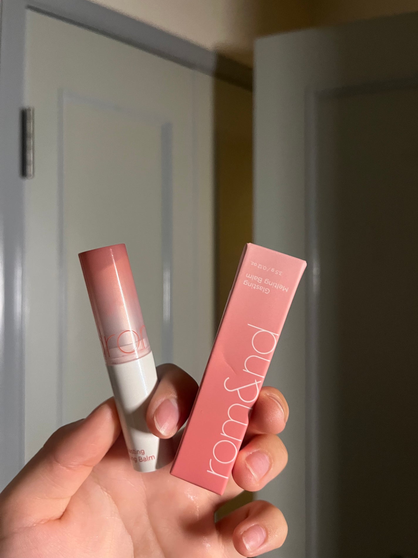 グラスティングメルティングバーム/rom&nd/リップバームを使ったクチコミ(1枚目)