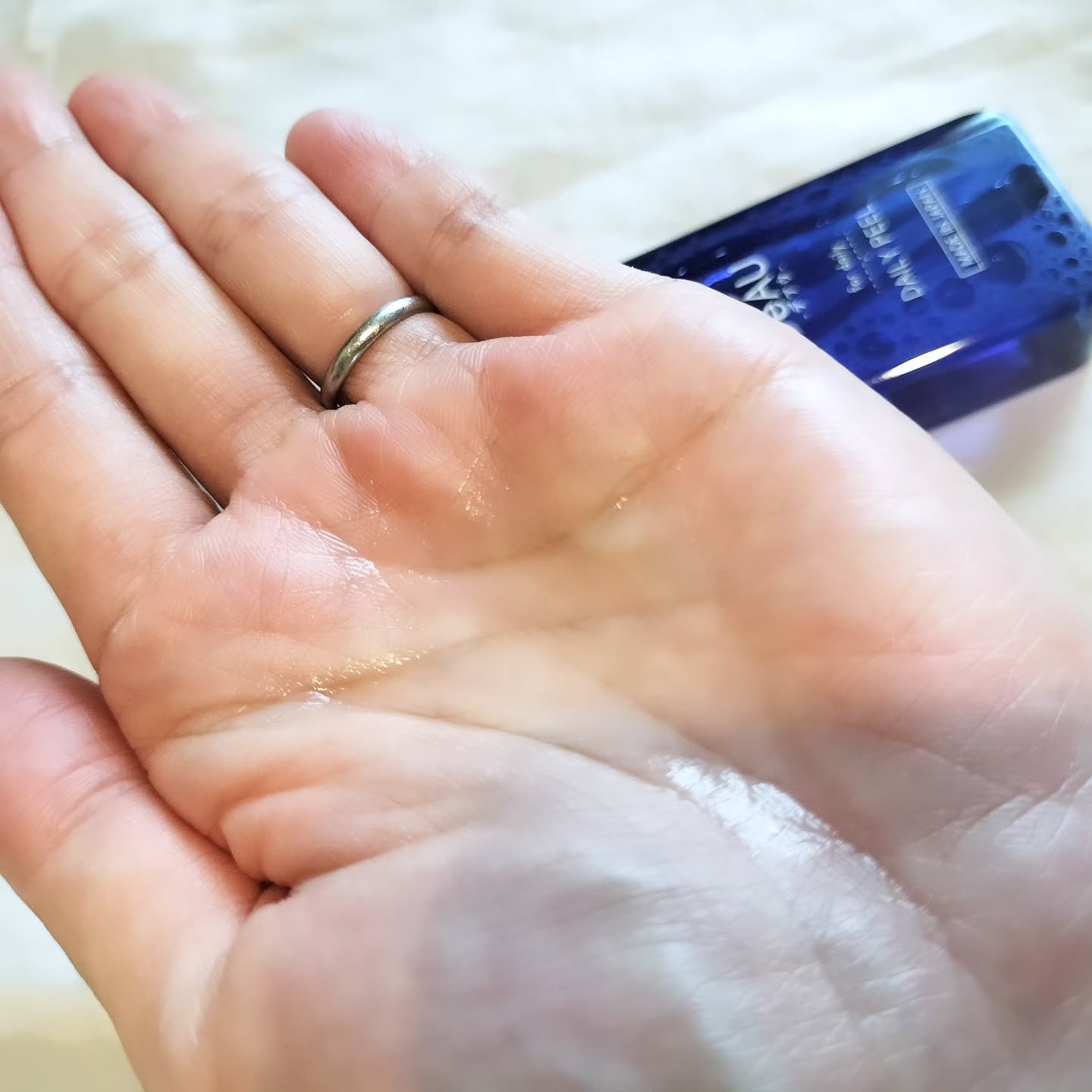 デイリーピール/DeAU(デアウ)/美容液を使ったクチコミ（2枚目）