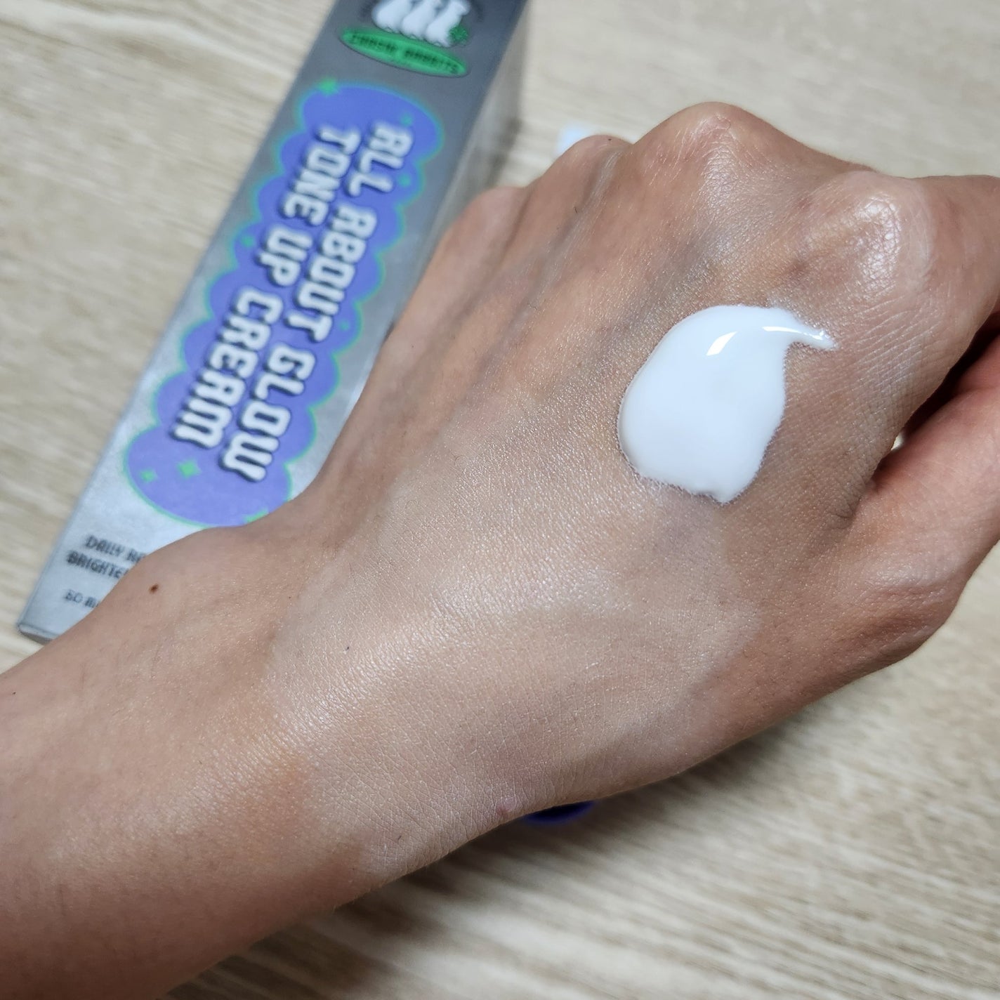 オールアバウトグロウトーンアップクリーム/CHASIN'RABBITS/化粧下地を使ったクチコミ(2枚目)