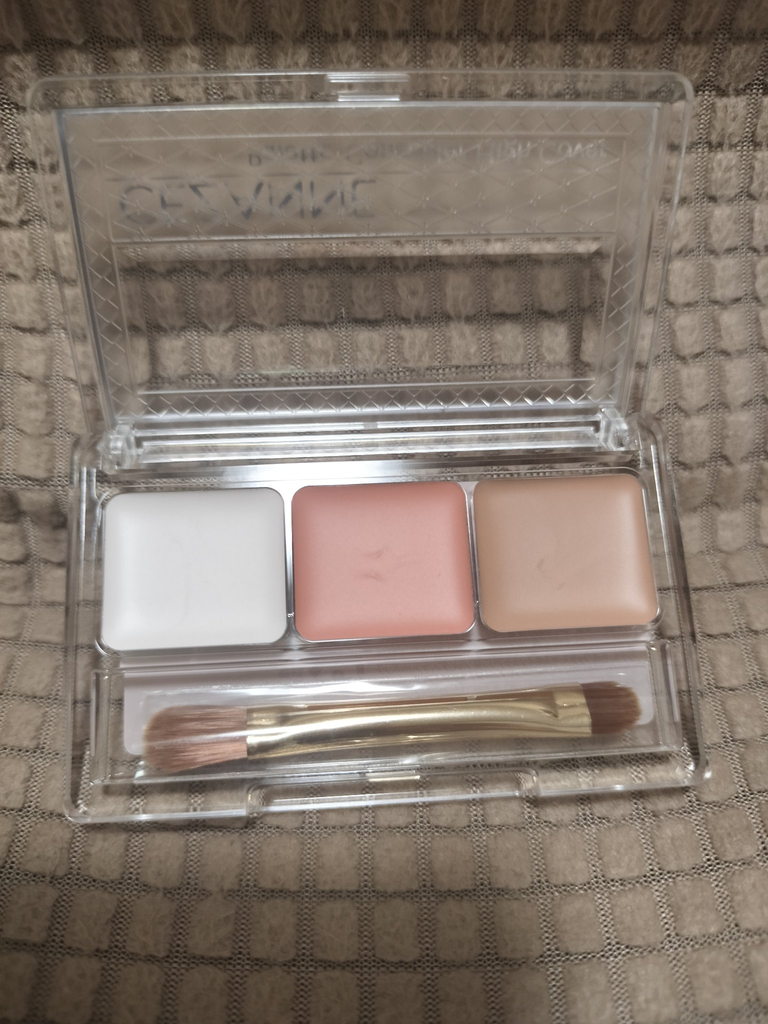 パレットコンシーラー ハイカバー/CEZANNE/パレットコンシーラーを使ったクチコミ（1枚目）