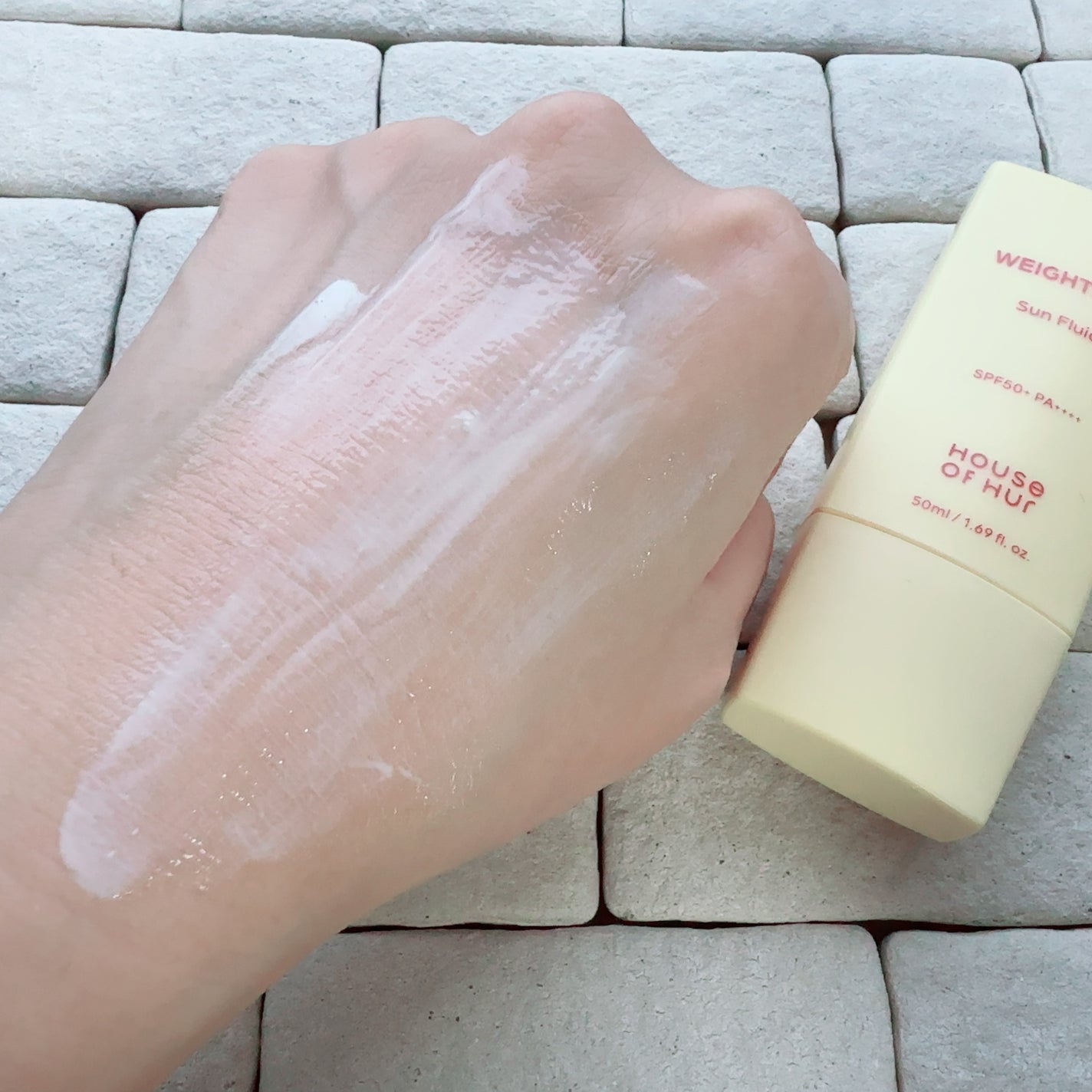 weightless sun fluid/house of HUR/日焼け止めミルクを使ったクチコミ(3枚目)