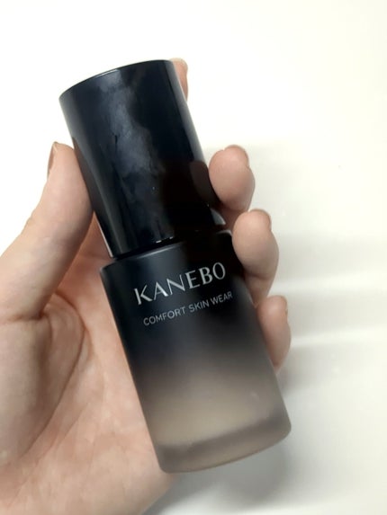 KANEBO コンフォートスキン ウェアのクチコミ「黒カネボウのコンフォートスキンウェアを使って半年くらい経ちます。
若干使用感あるボトルなのはご.....」(2枚目)