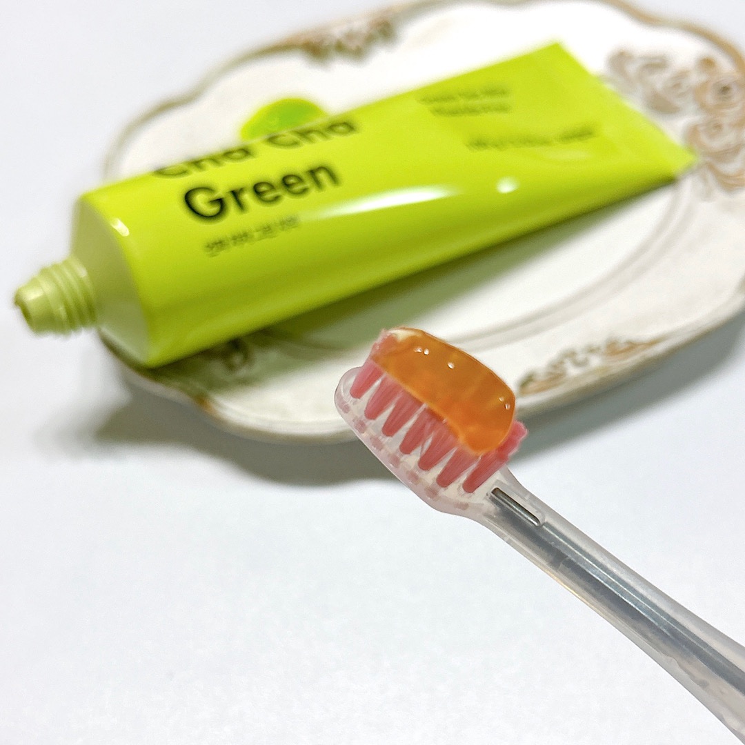 Cha Cha Charcoal Vegan Greentea Toothpaste/chacha/歯磨き粉を使ったクチコミ（3枚目）