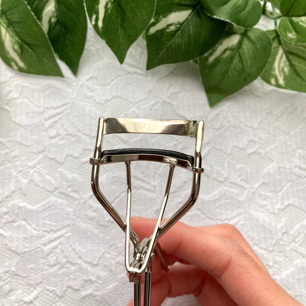 アイラッシュカーラー /SHISEIDO/ビューラー by りんご フォロバ100