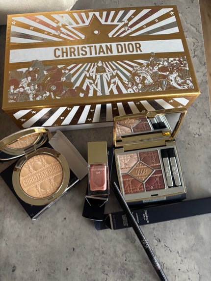 ディオールスキン フォーエヴァー グロウ ルミナイザー (ホリデー コレクション 2025 限定品)/Dior/パウダーハイライトを使ったクチコミ(1枚目)