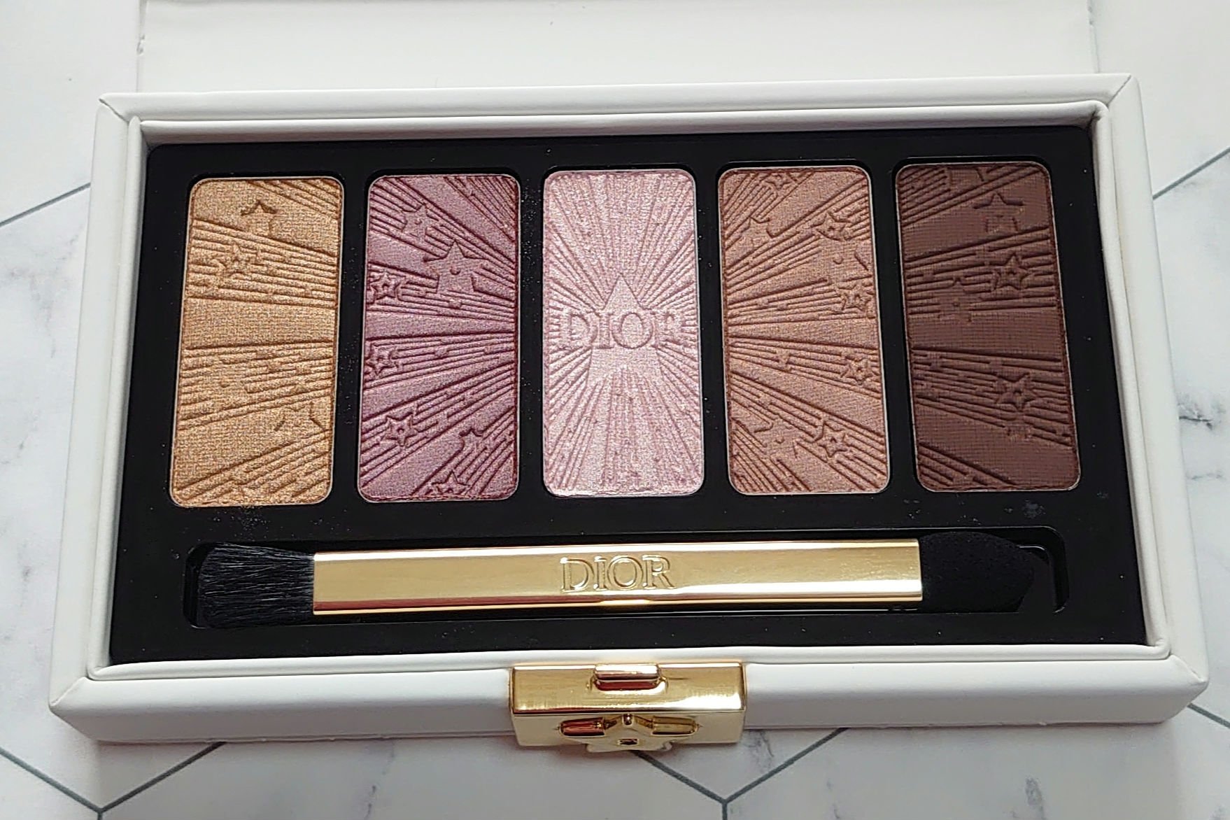 クチュール アイ パレット（ホリデー コレクション 2025 限定品）/Dior/アイシャドウパレットを使ったクチコミ（2枚目）