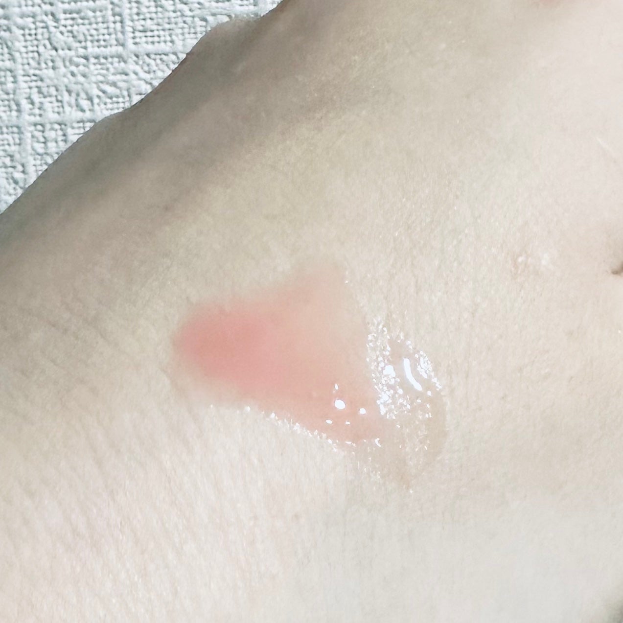 ぴな on LIPS 「今朝、顔を洗ったとき、いつもよりお肌の触り心地がいいかも😳✨っ..」(2枚目)