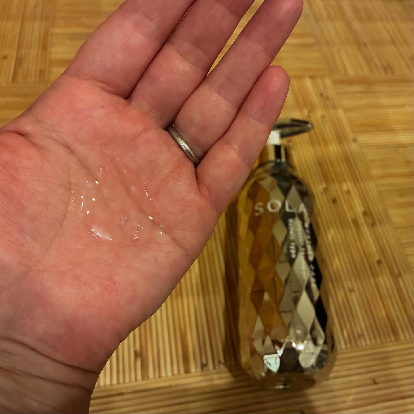 ソラ ウェザーケア クリスタル シャンプー/ヘアトリートメント リペアタイプ/SOLA WEATHER CARE/市販シャンプーを使ったクチコミ（2枚目）