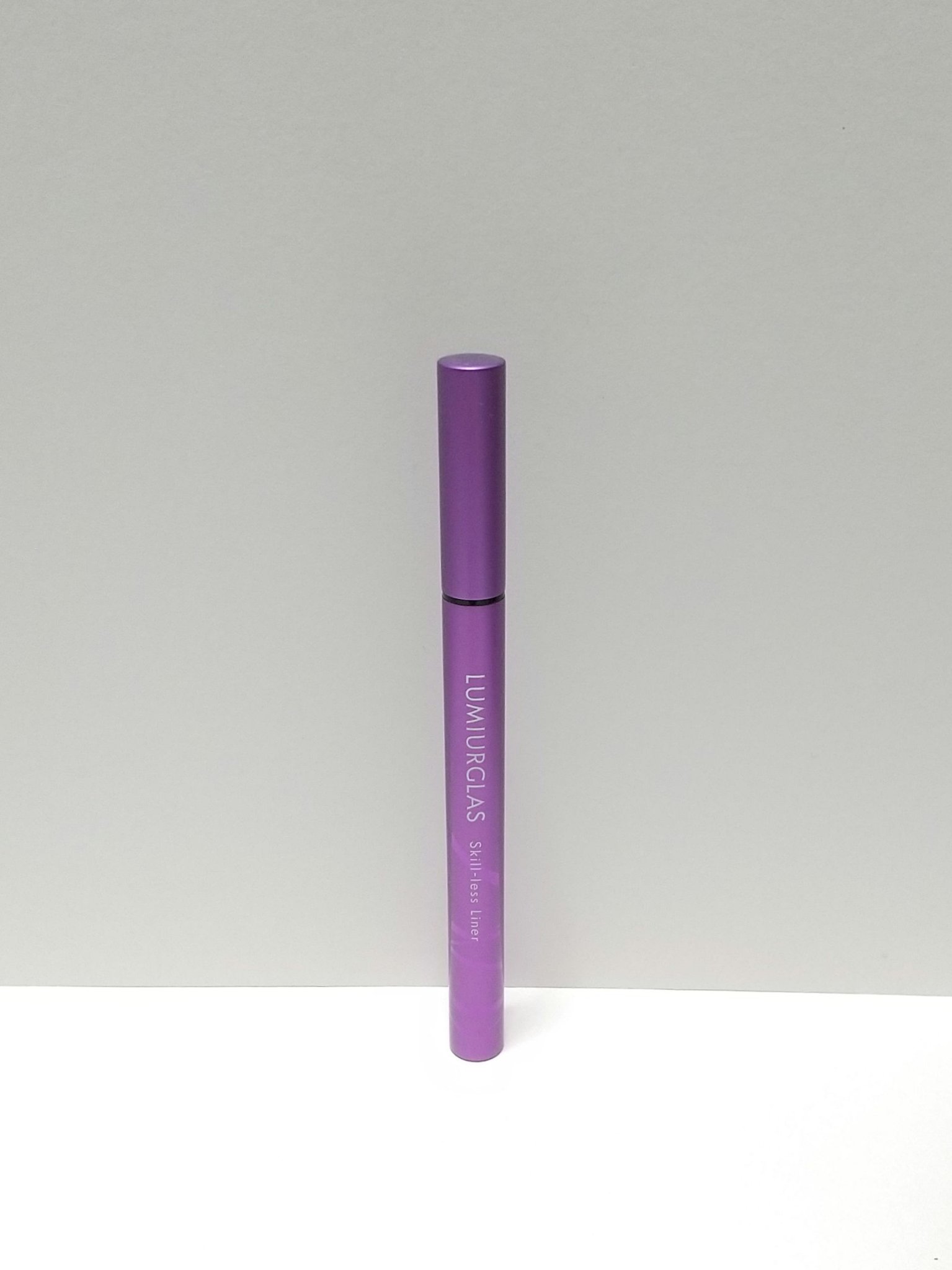 スキルレスライナー 09.トワイライトパープル(公式ECサイト・LIPSショッピング限定)/LUMIURGLAS/リキッドアイライナーを使ったクチコミ（1枚目）