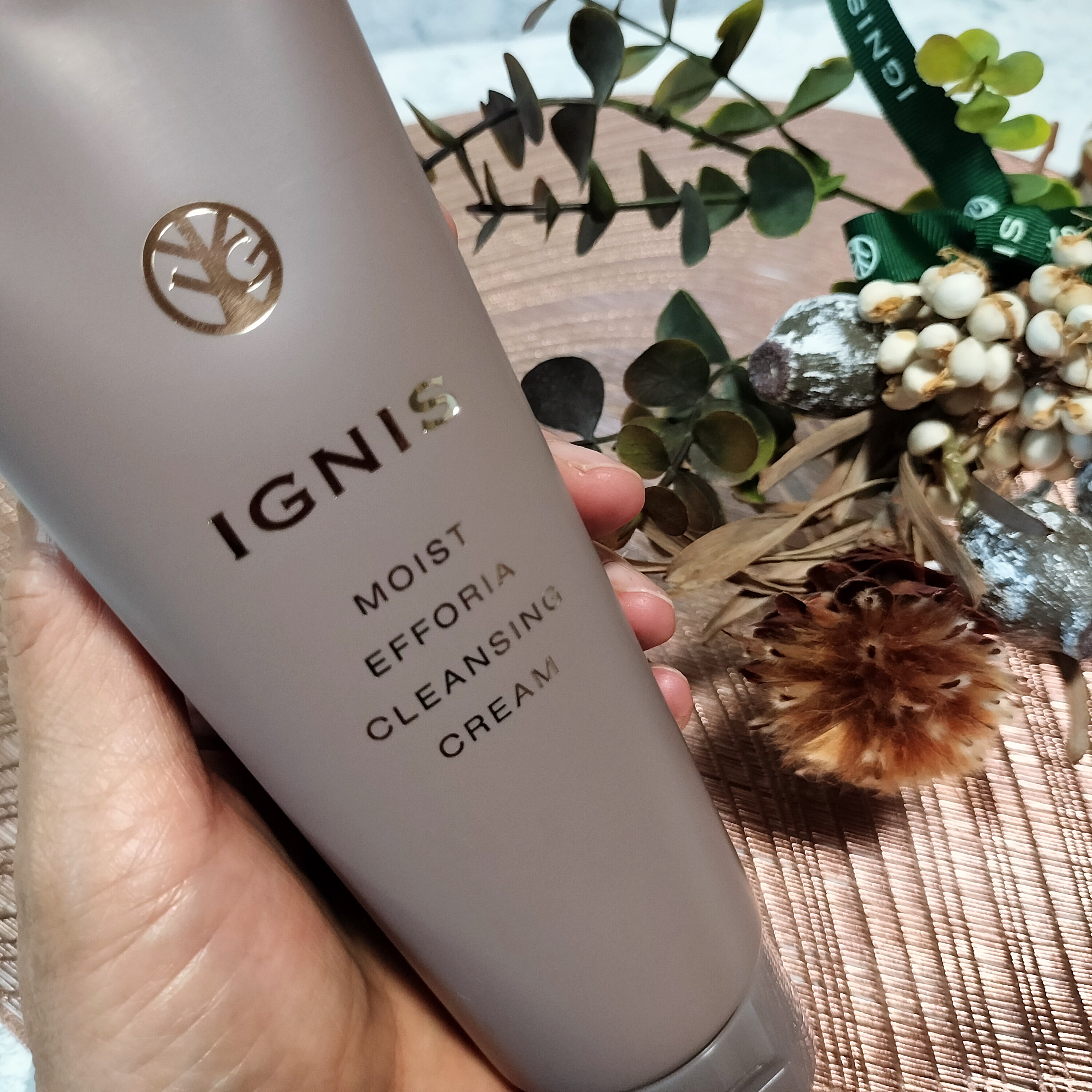 イグニス　モイスト　エフフォーリア　クレンジングクリーム イグニス モイスト エフフォーリアクレンジングクリーム｜IGNISの