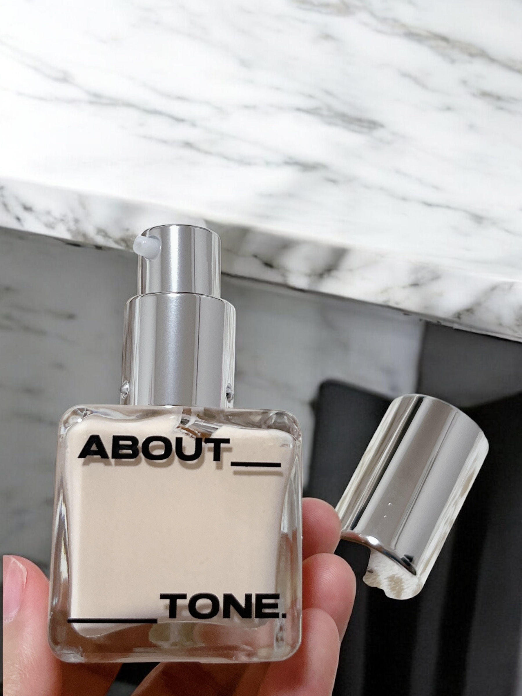 スキンレイヤーフィットファンデーション/ABOUT TONE/リキッドファンデーションを使ったクチコミ（2枚目）