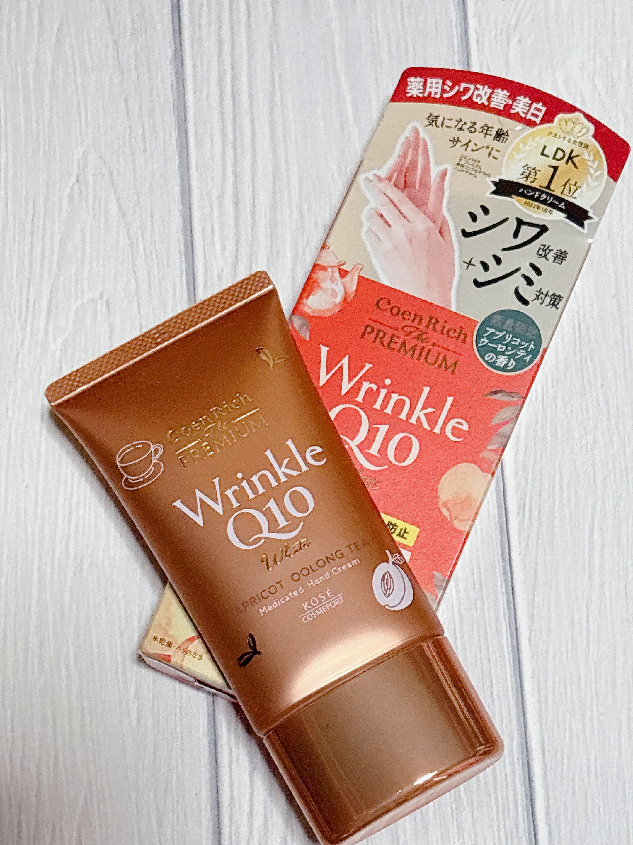 コエンリッチ　ザ　プレミアム  薬用リンクルホワイト　ハンドクリーム　アプリコットウーロンティの香り【医薬部外品】/コエンリッチQ10/ハンドクリームを使ったクチコミ（2枚目）