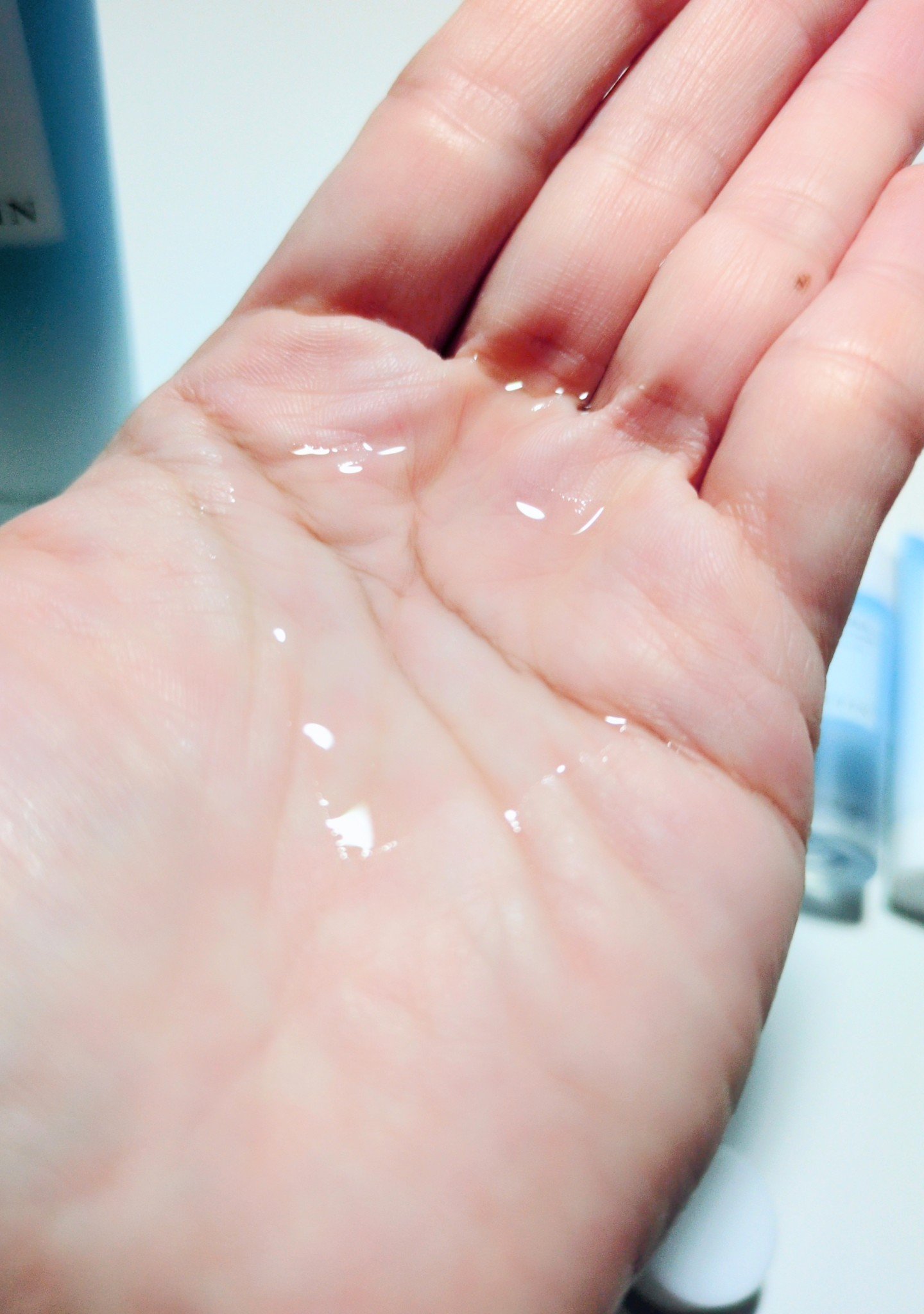 ヒアセラ モイスチャークリーム/エルツティン/フェイスクリームを使ったクチコミ（3枚目）