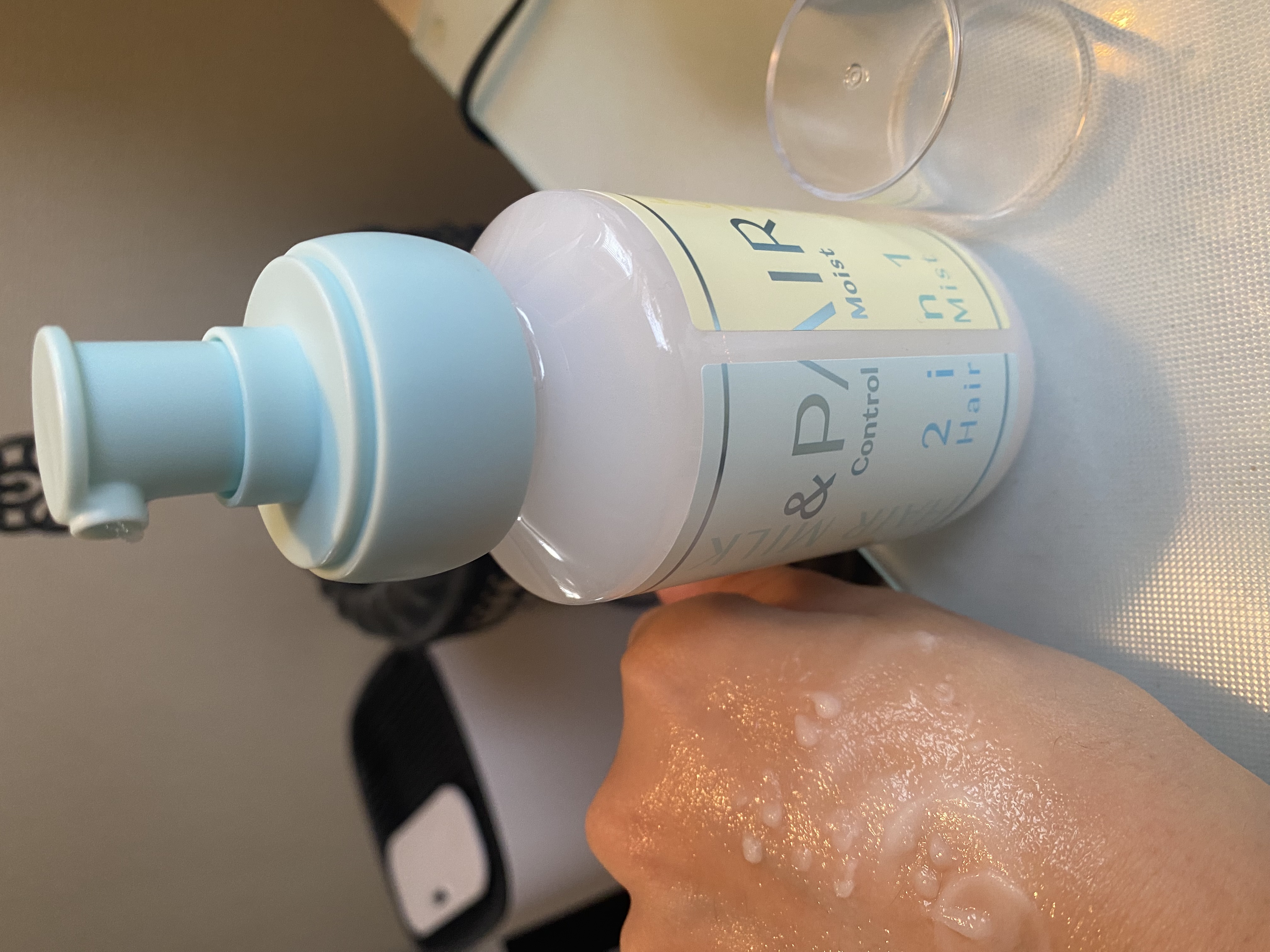 アンドペア コントロール モイスト 2in1 ヘアミルクミスト/&PAIR/ヘアミストを使ったクチコミ（2枚目）