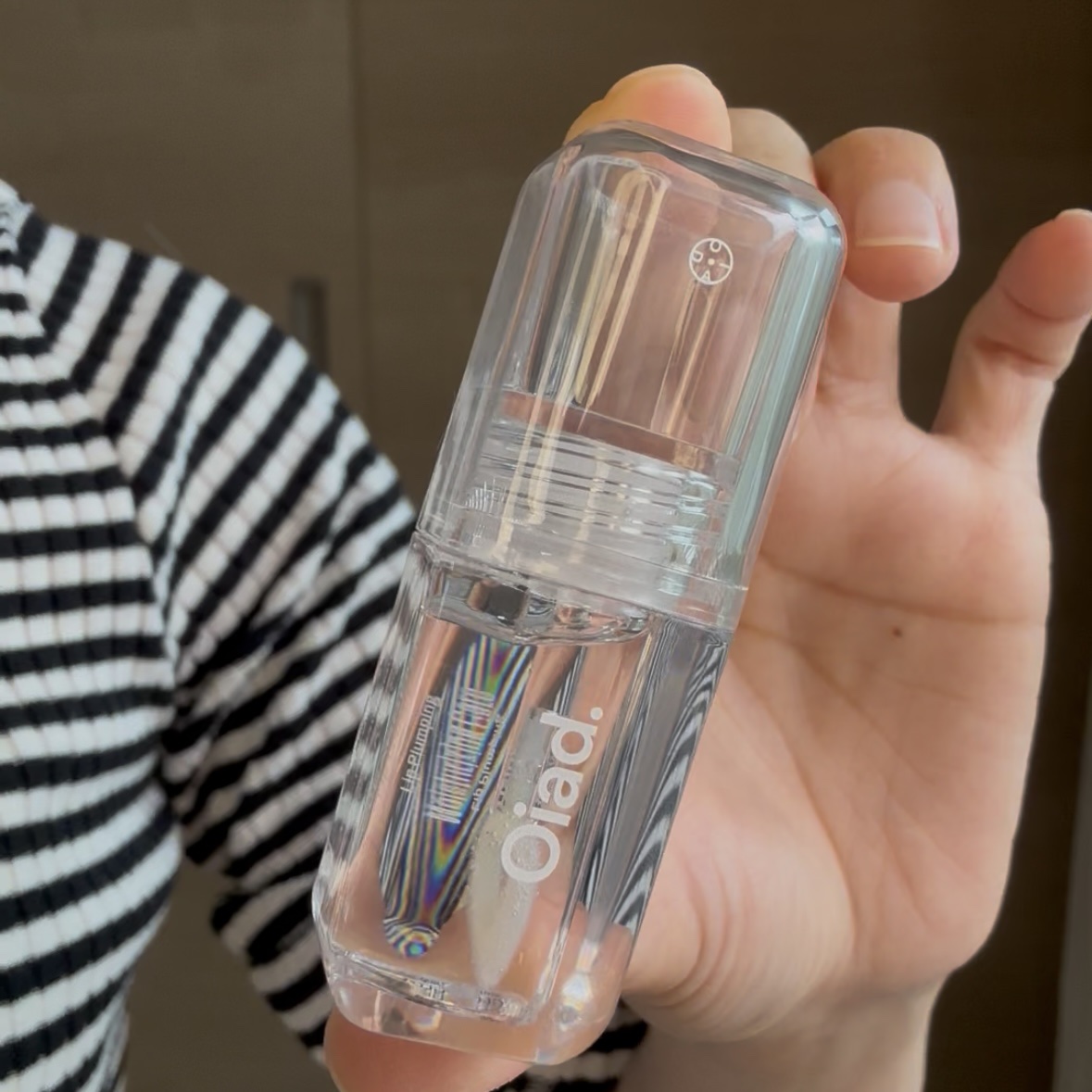 oiad リップグロウオイルのクチコミ「Oiad Lip glow oil
寝ている間も唇ケアしよう💋

乾燥で唇が皮けしたり
血色感.....」（1枚目）