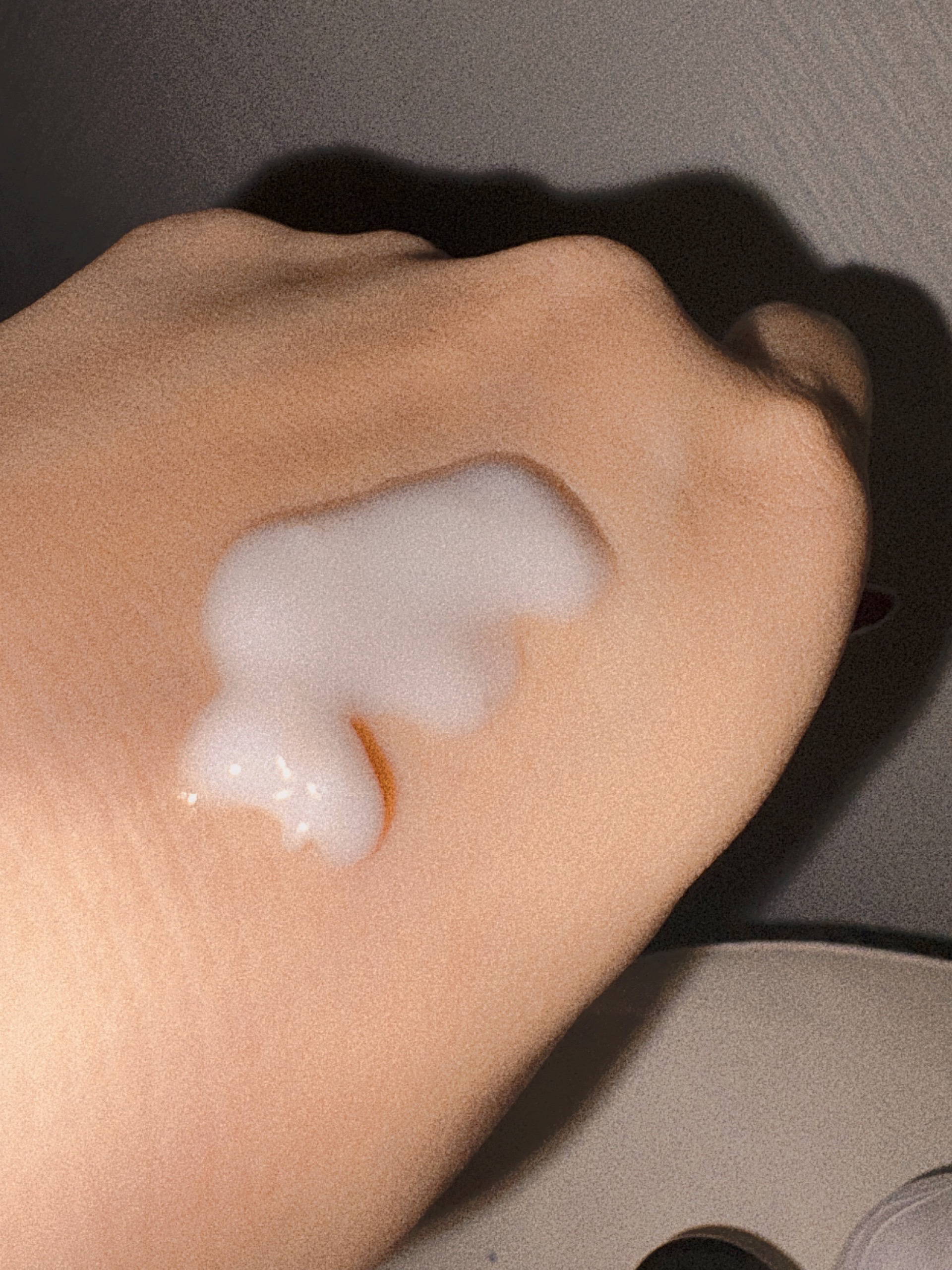 オーガニックフレグランスホワイトクリーム/MAPUTI/デリケートゾーンケアを使ったクチコミ（2枚目）