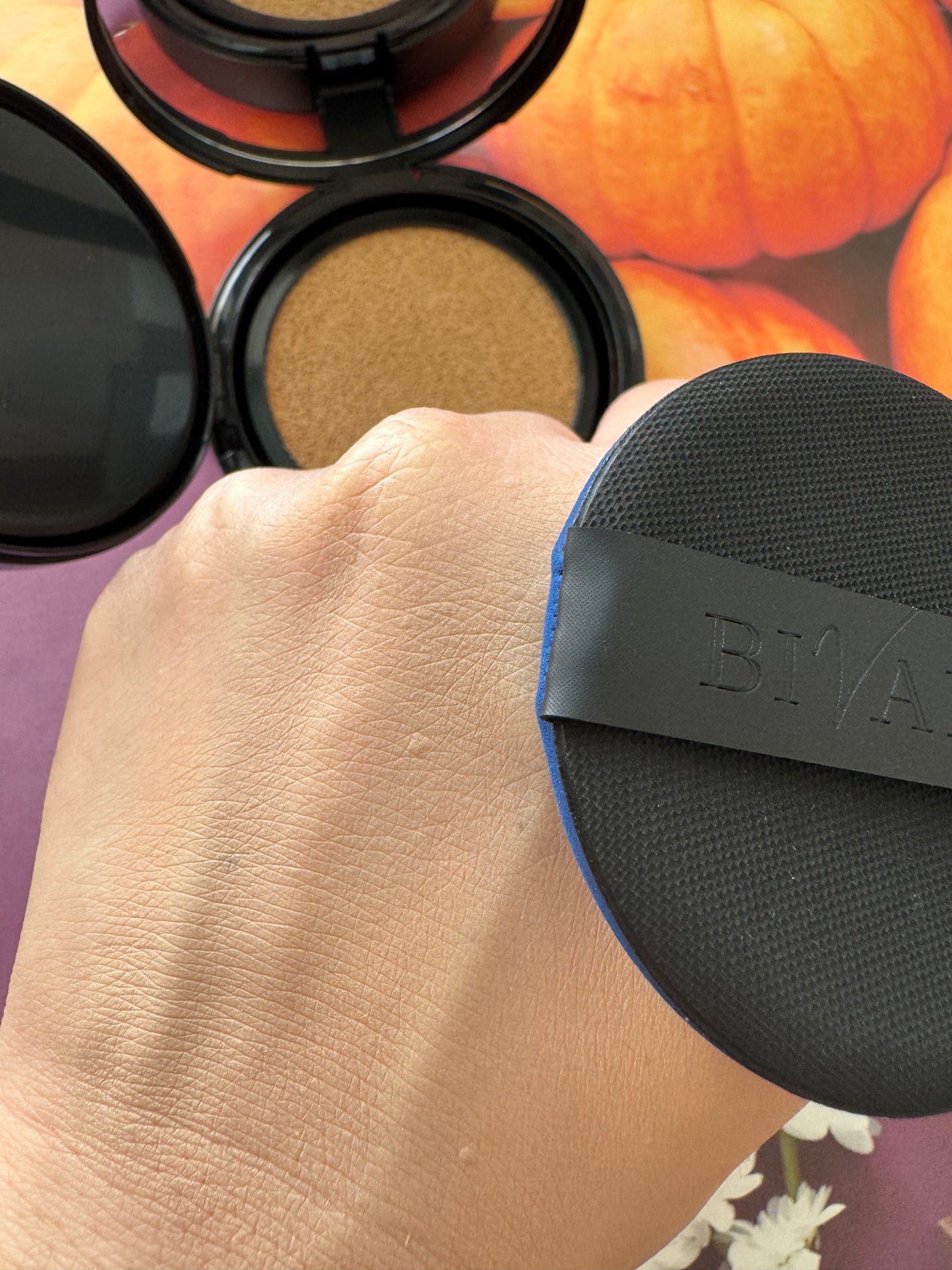 ベルベットジュエルクッション/BIVABOO/クッションファンデーションを使ったクチコミ(3枚目)