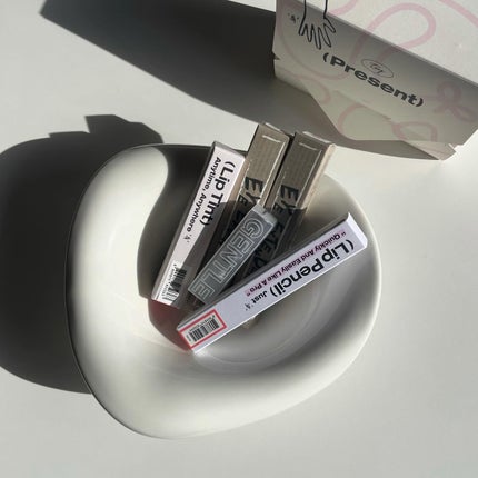 c フォロバ100 on LIPS 「.tooq📝💡🌟.とっても可愛い箱で届いたgiftingbox..」(1枚目)