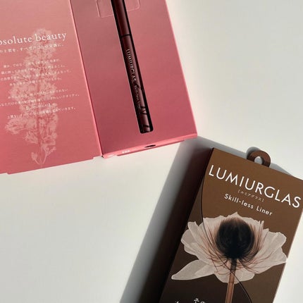 スキルレスライナー/LUMIURGLAS/リキッドアイライナーを使ったクチコミ(1枚目)