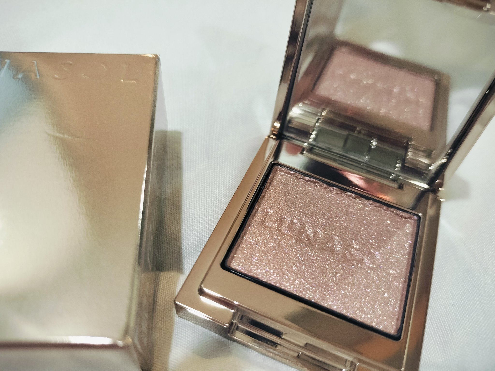 ルナソル モノアイカラーレーション 04 Rusty Glitz/LUNASOL/単色アイシャドウを使ったクチコミ（1枚目）