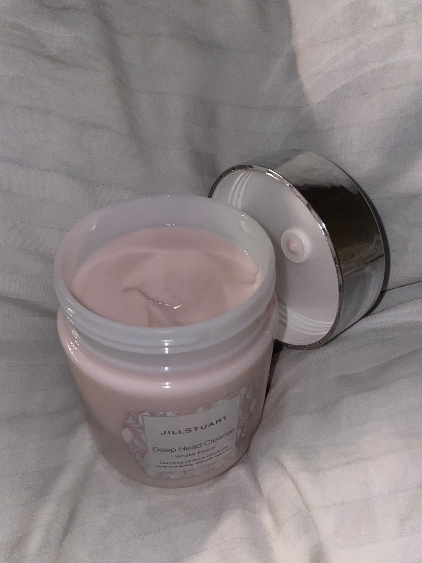 ジルスチュアート ホワイトフローラル ディープヘッドクレンズ/JILL STUART/市販シャンプーを使ったクチコミ(2枚目)