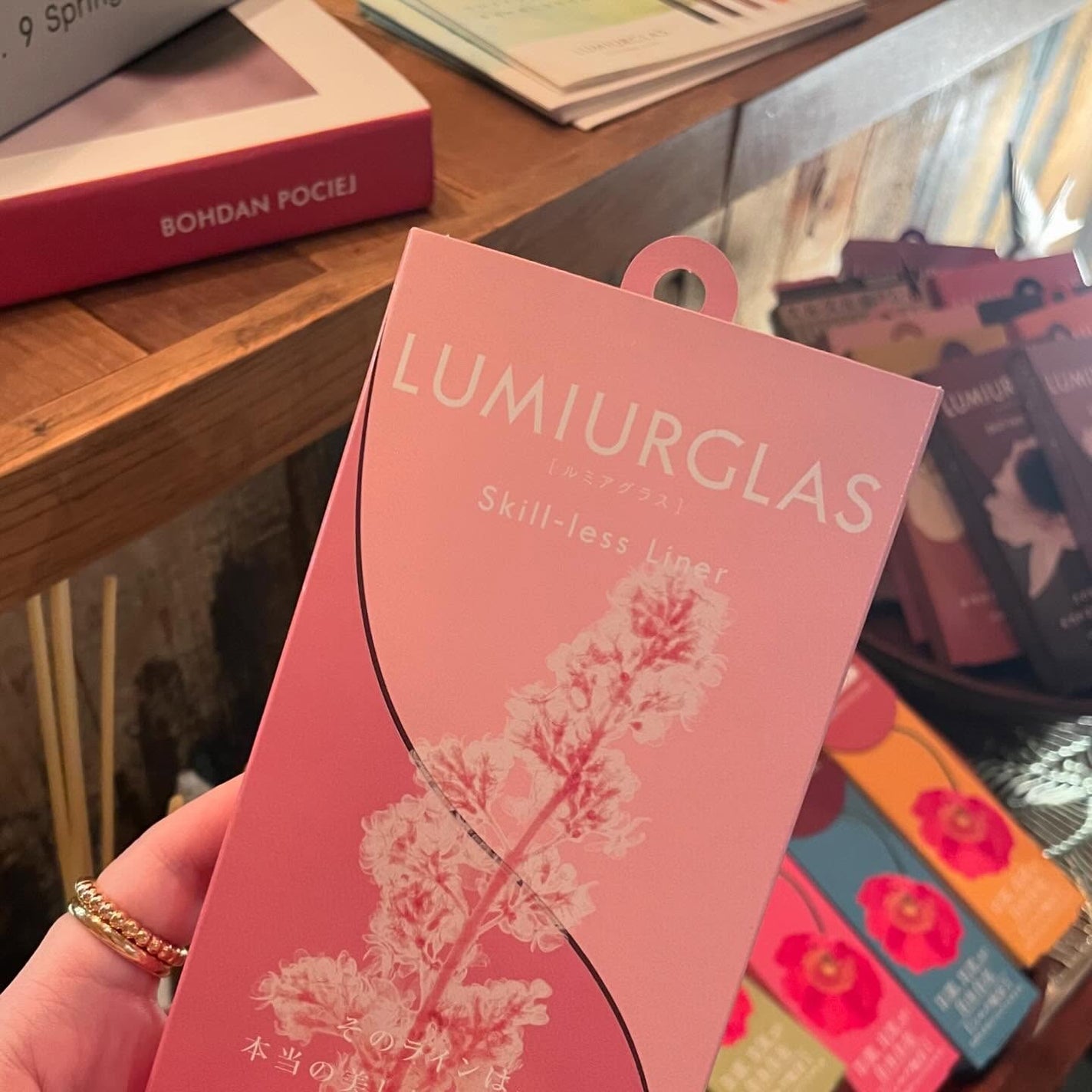 スキルレスライナー/LUMIURGLAS/リキッドアイライナーを使ったクチコミ(2枚目)