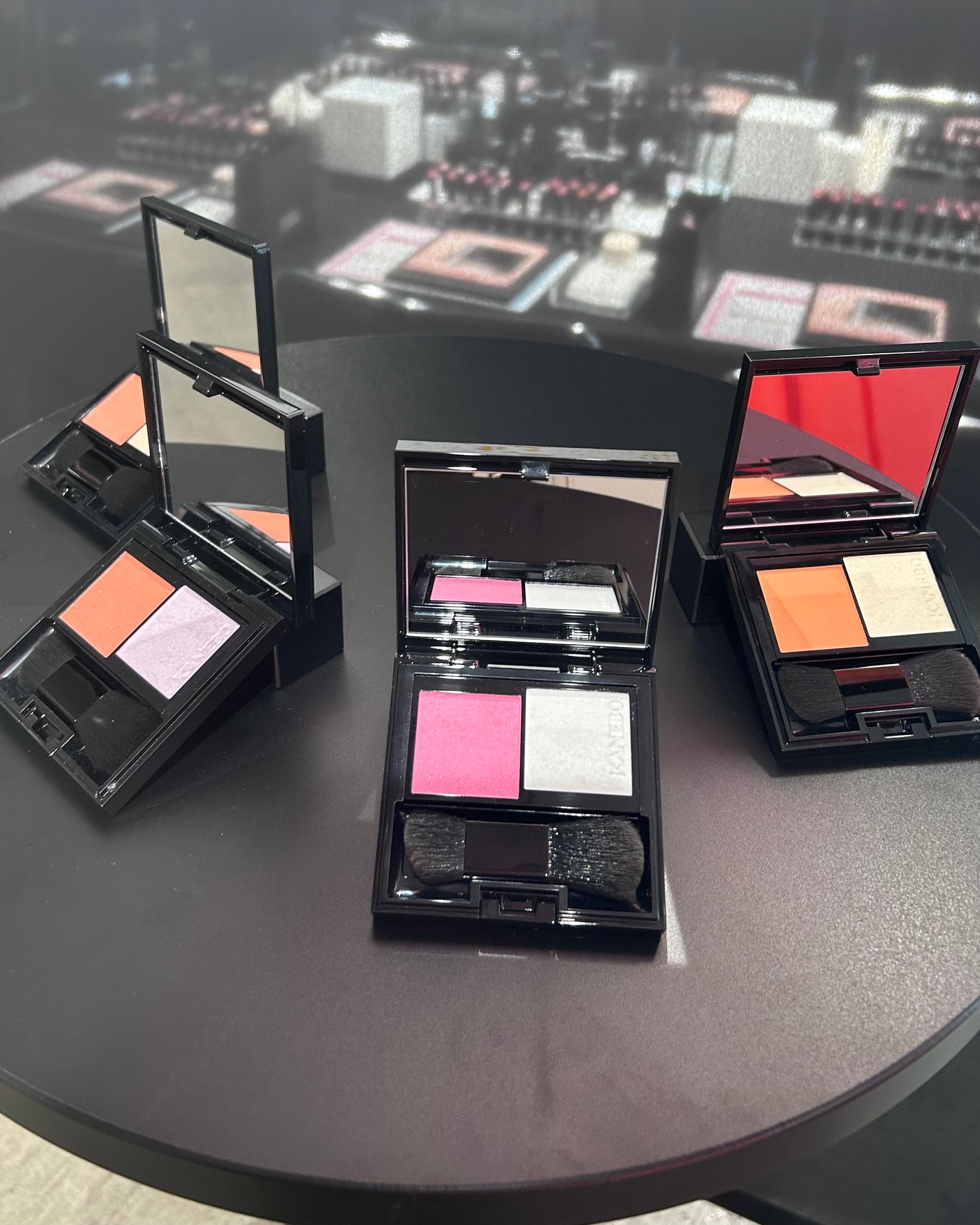 カラードシャドウ/KANEBO/アイシャドウパレットを使ったクチコミ(3枚目)