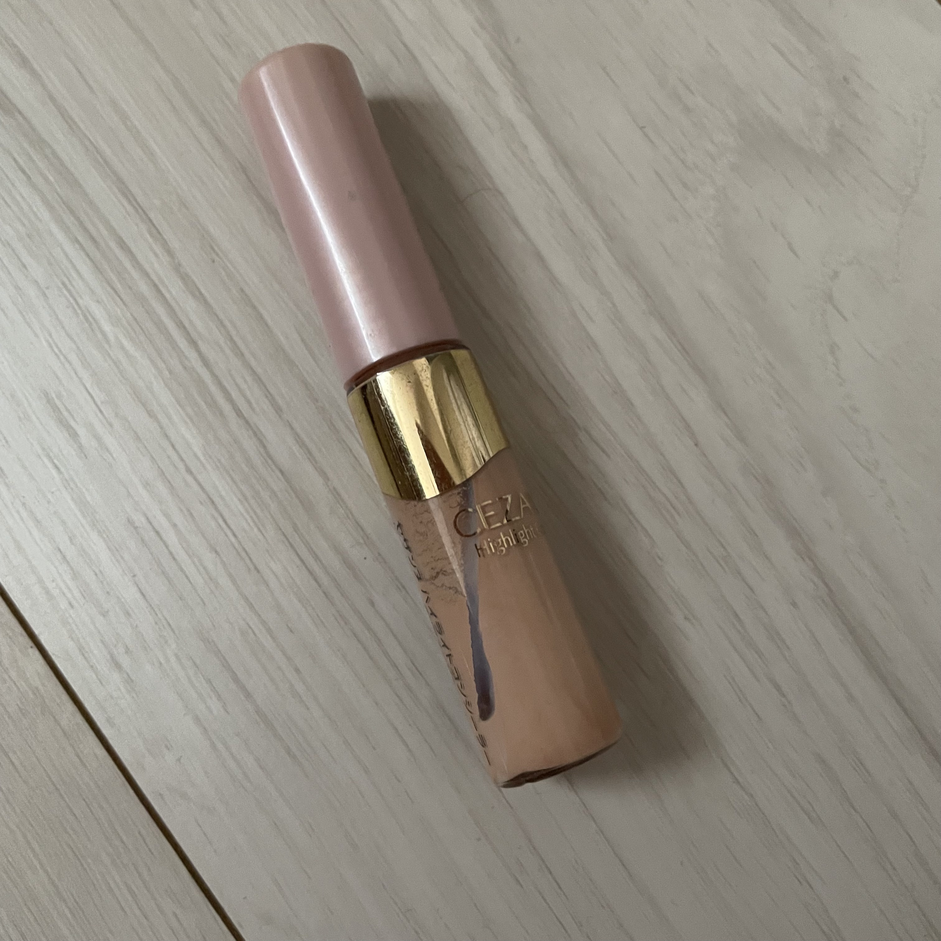 ハイライトコンシーラー/CEZANNE/リキッドコンシーラーを使ったクチコミ（1枚目）