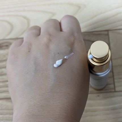 ミネラルインナートリートメントベース ポーセリンべージュ/エトヴォス/化粧下地の画像