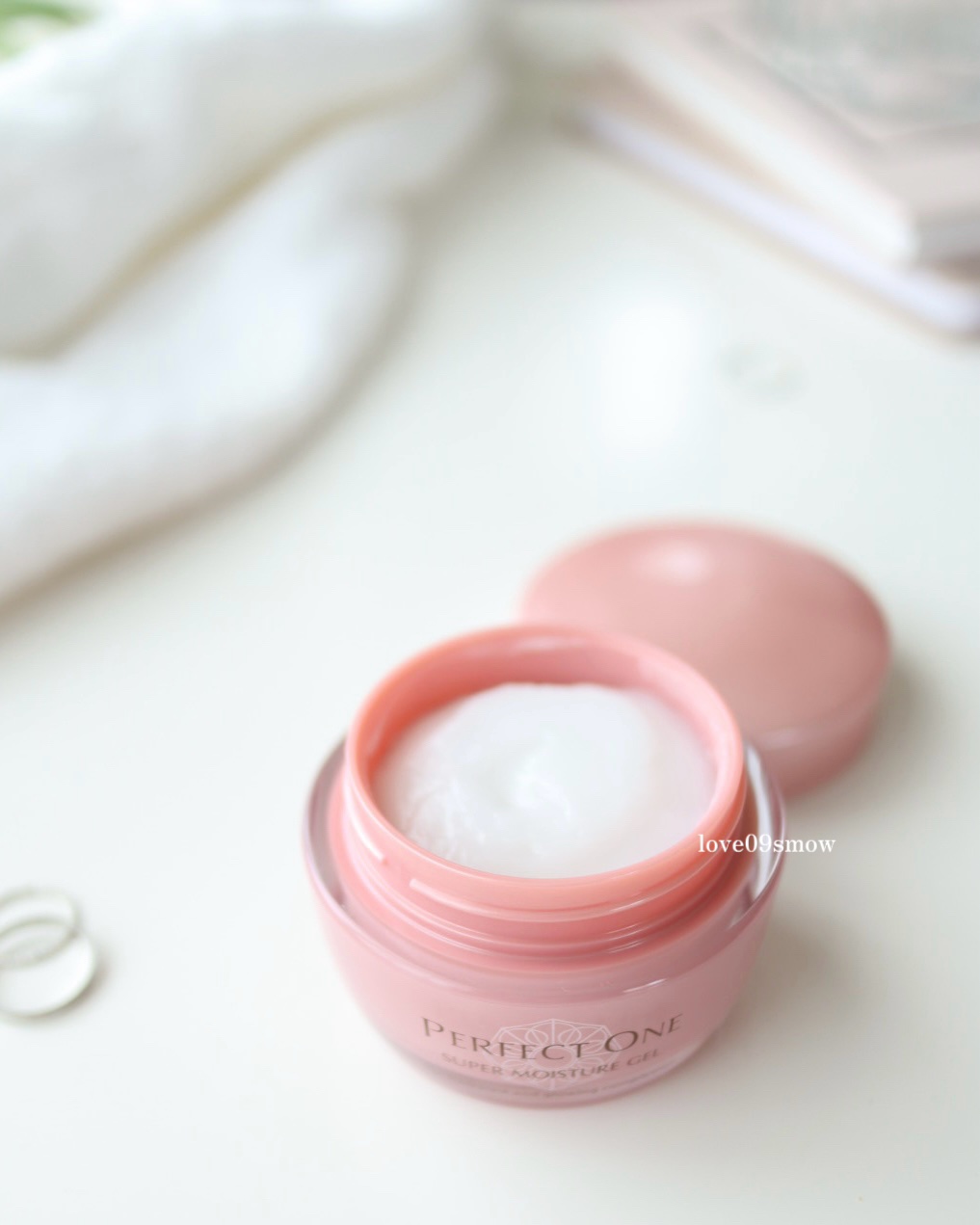 パーフェクトワン 薬用スーパーモイスチャージェル/パーフェクトワン/オールインワン化粧品を使ったクチコミ（3枚目）