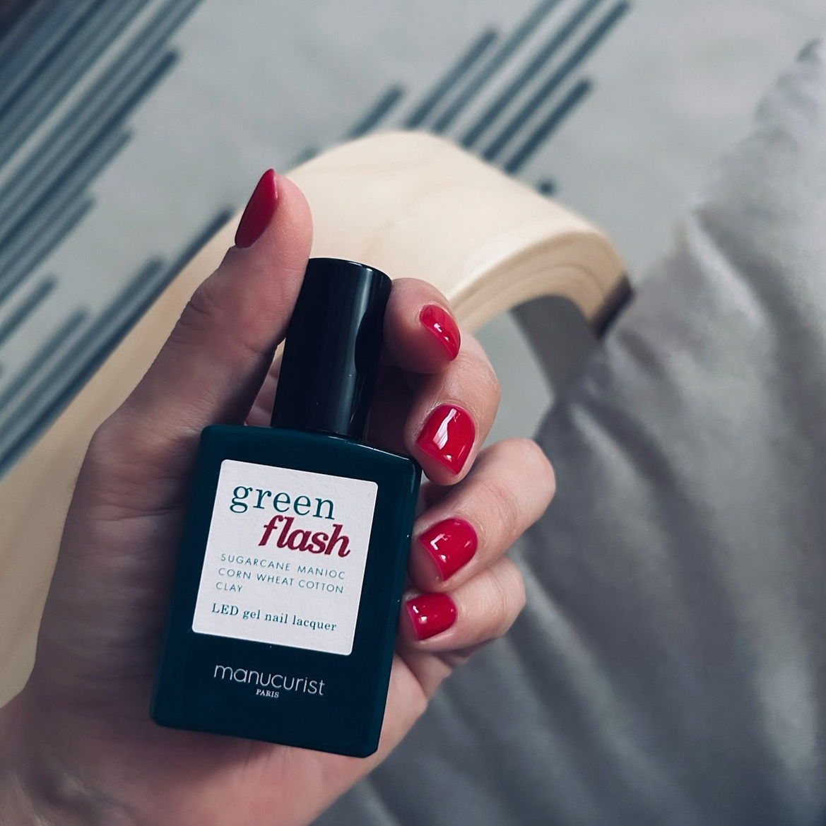 グリーンフラッシュ ネイルラッカー/manucurist/マニキュアを使ったクチコミ（1枚目）