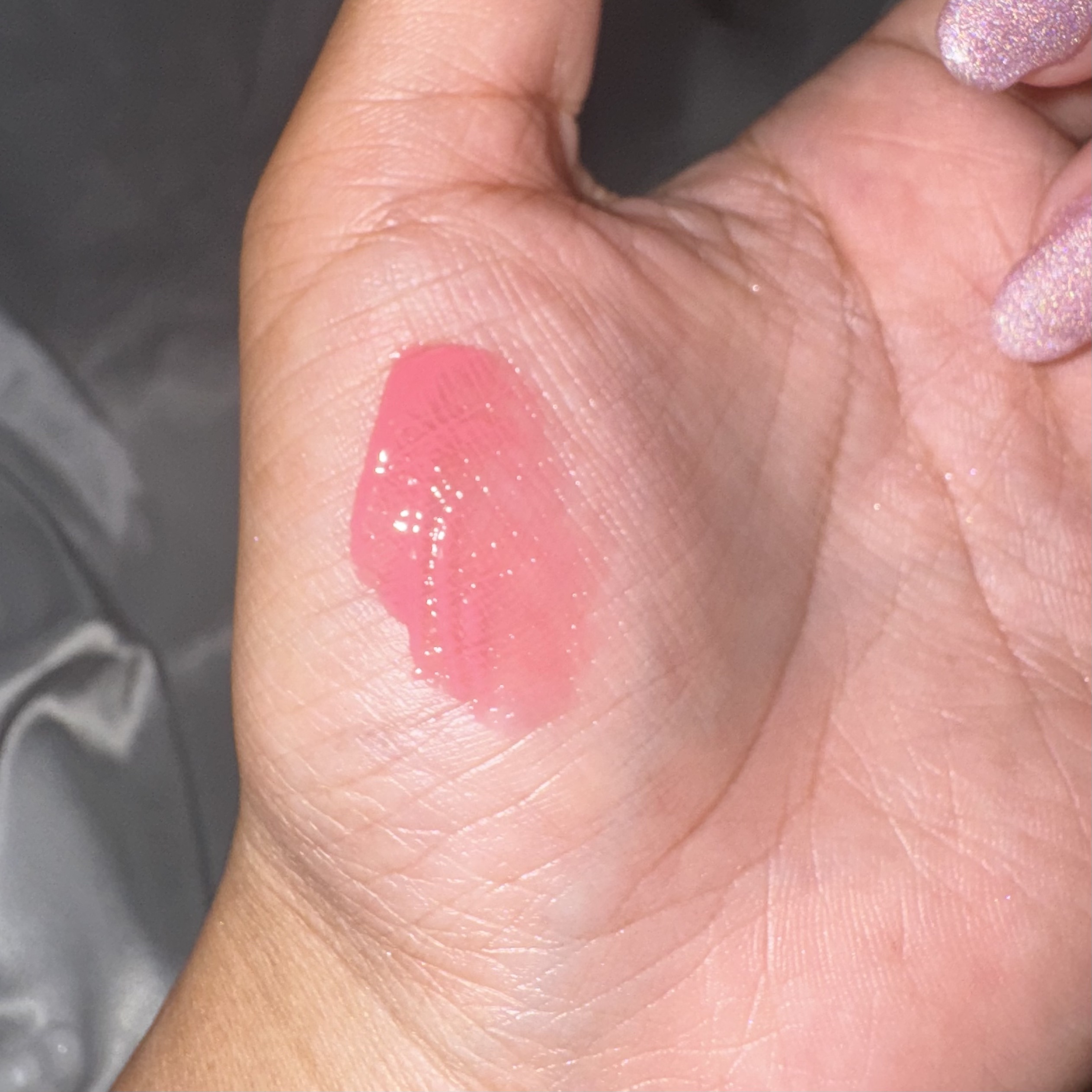 ザ ジューシーラスティングティント M28 スノーストロベリー(ミニ)/rom&nd/リップティントを使ったクチコミ（2枚目）