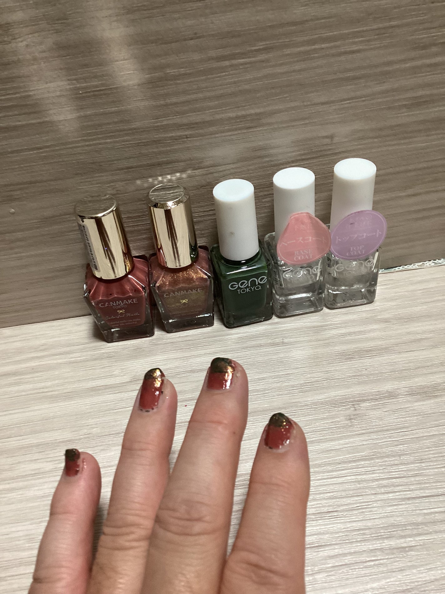 カラフルネイルズ/キャンメイク/マニキュアを使ったクチコミ(2枚目)