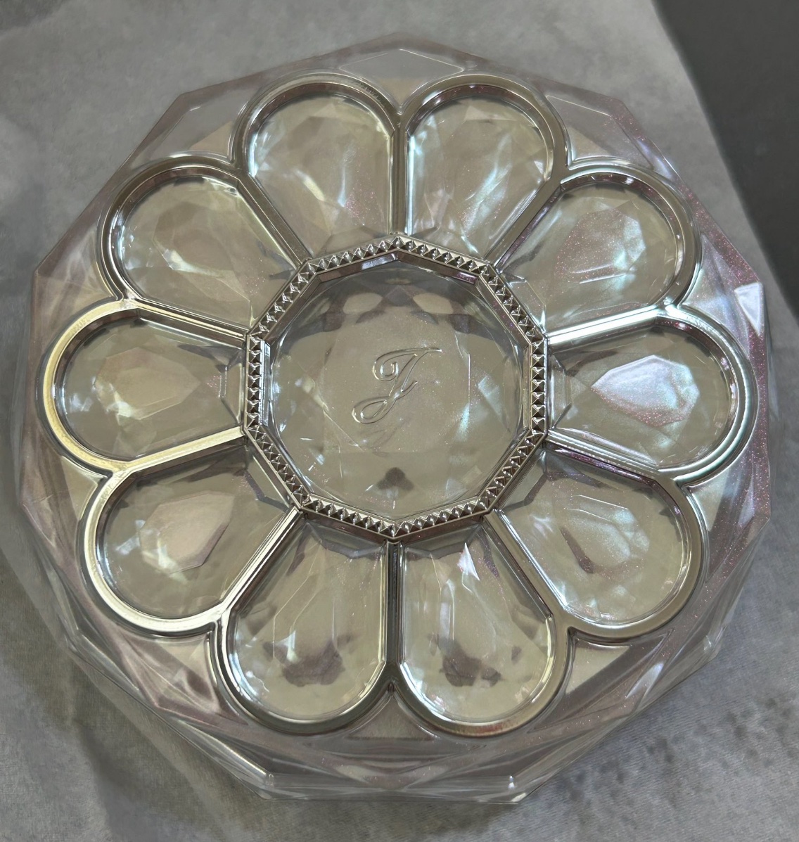 ジルスチュアート ブルームクチュール アイズ　ジュエルドブーケ 13 sunflower coral/JILL STUART/アイシャドウパレットを使ったクチコミ（1枚目）