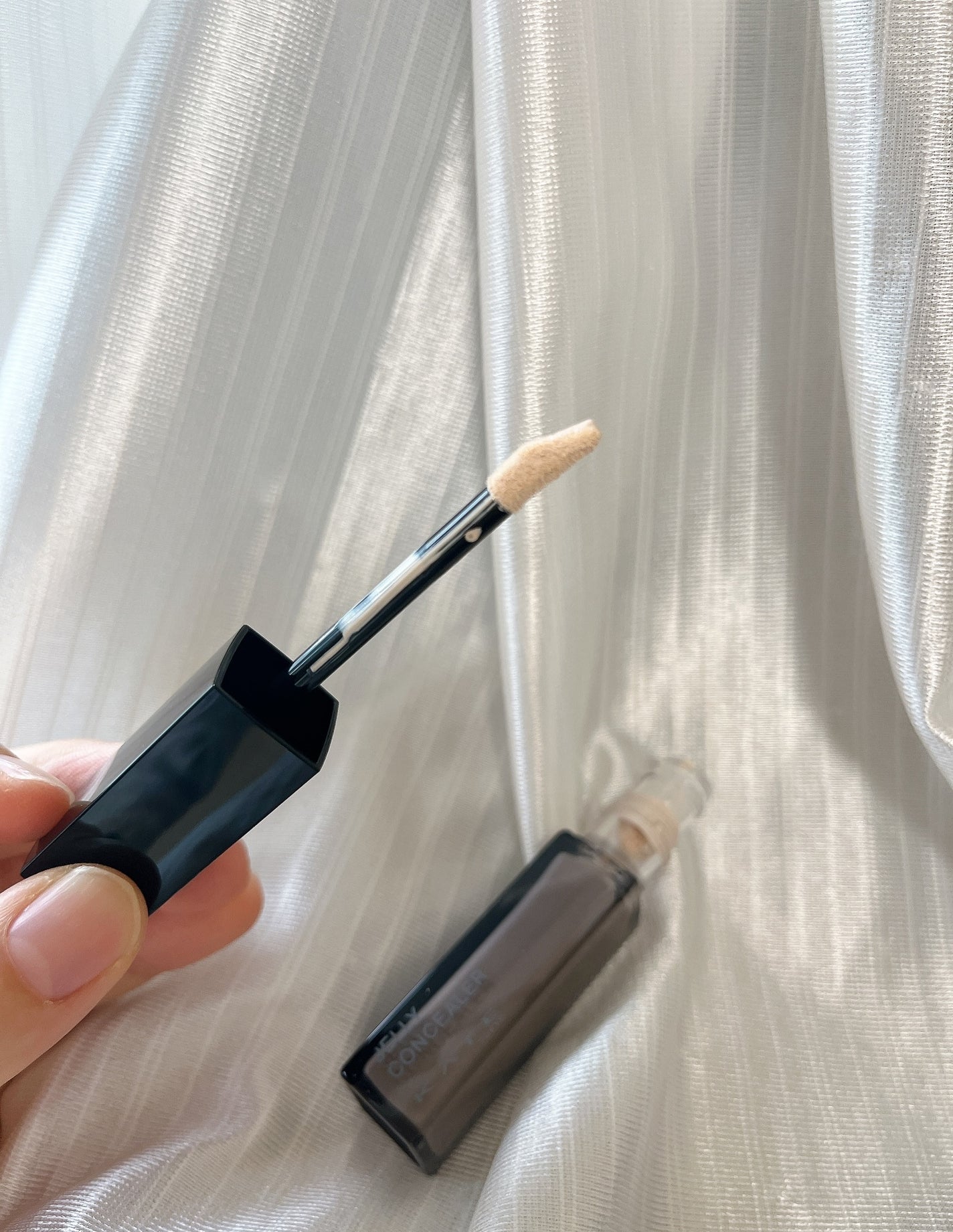 ケイト ジュレリープコンシーラー クリア/KATE/リキッドコンシーラーを使ったクチコミ(4枚目)