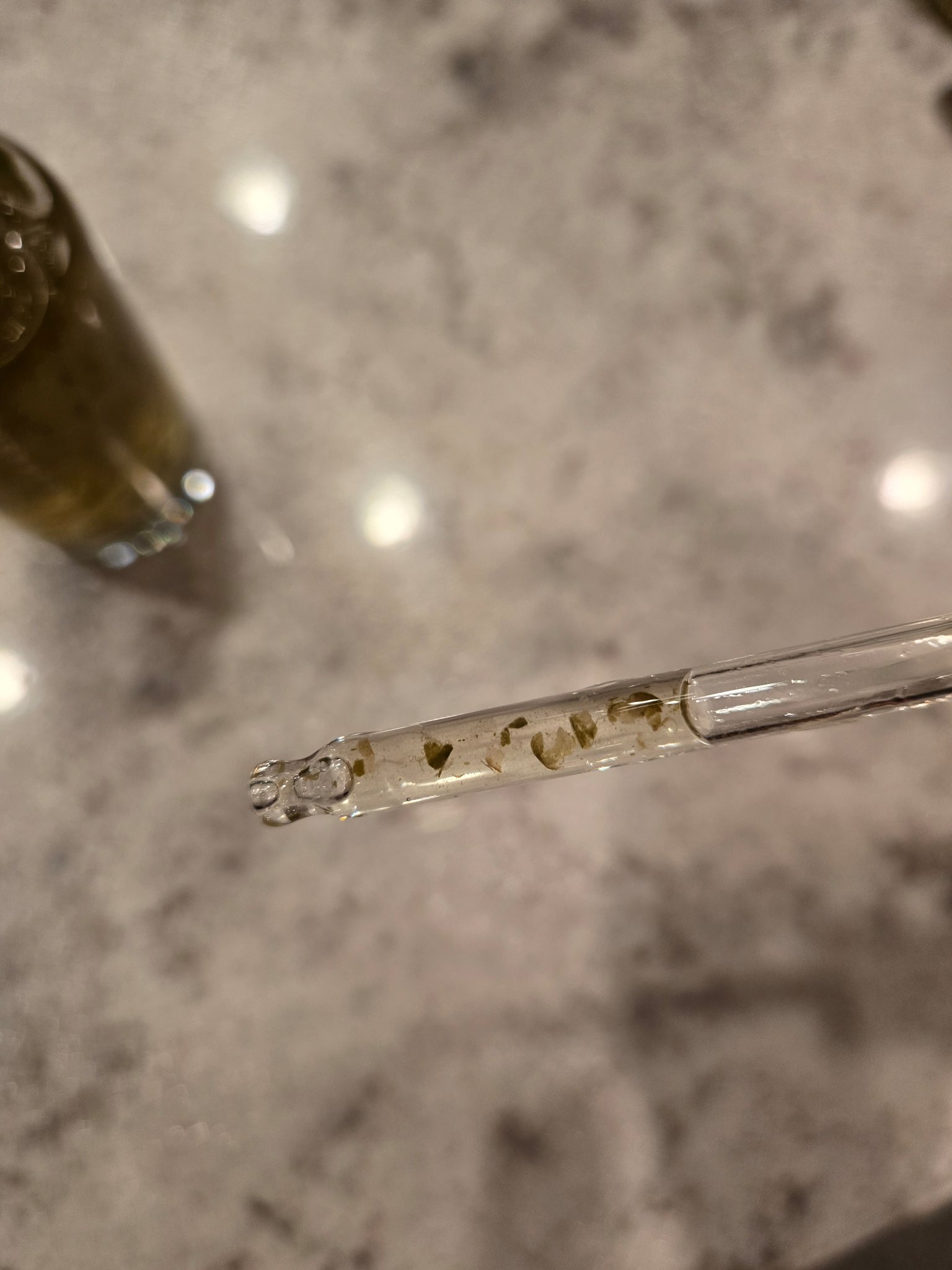 [ブランドゥブ] ヌボンセル ドクダミグリーンエナジーエッセンストナー/BLANC DUBU/化粧水を使ったクチコミ（2枚目）