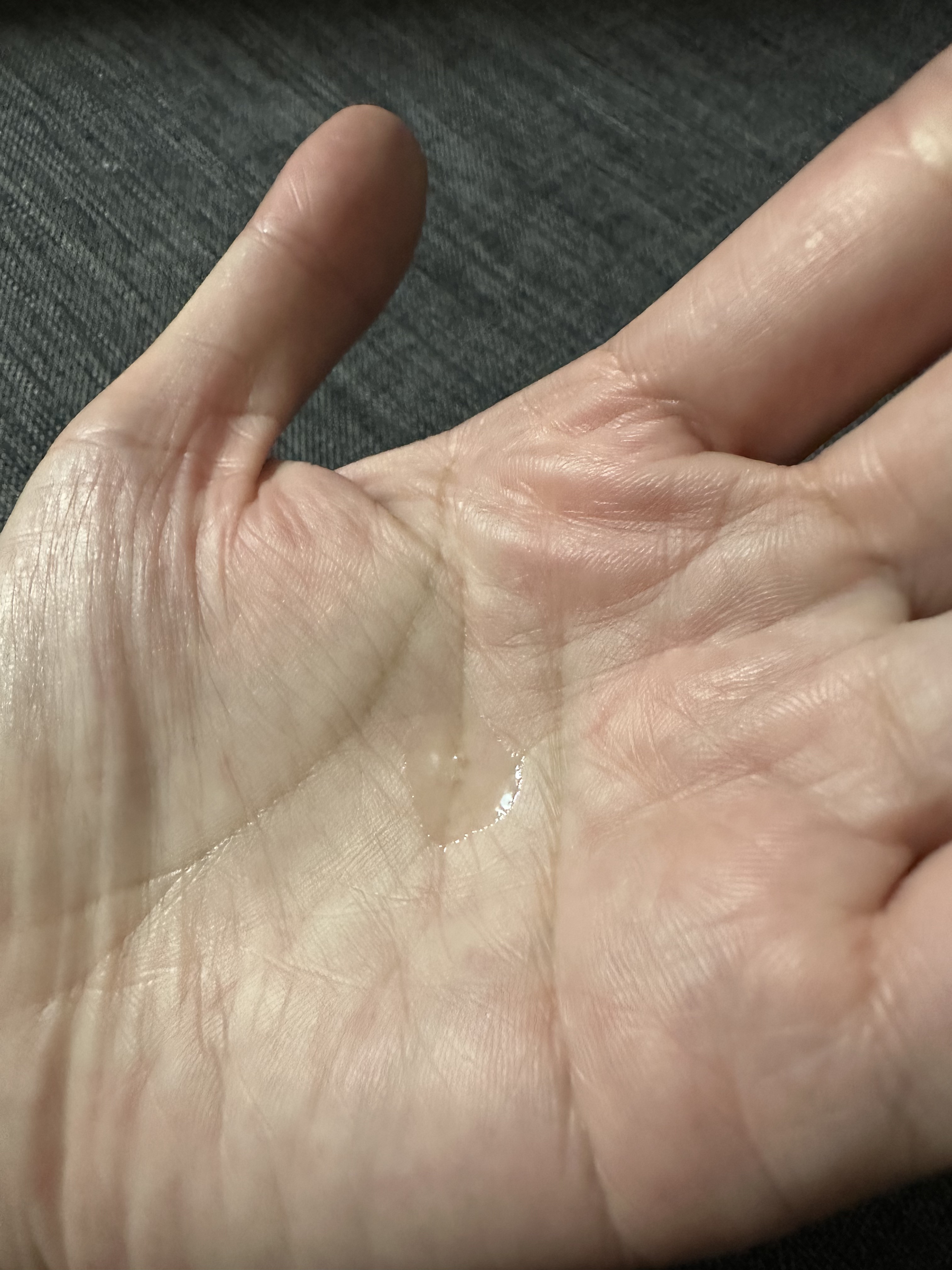 リスブラン モイスト エッセンス/リスブラン/美容液を使ったクチコミ（3枚目）