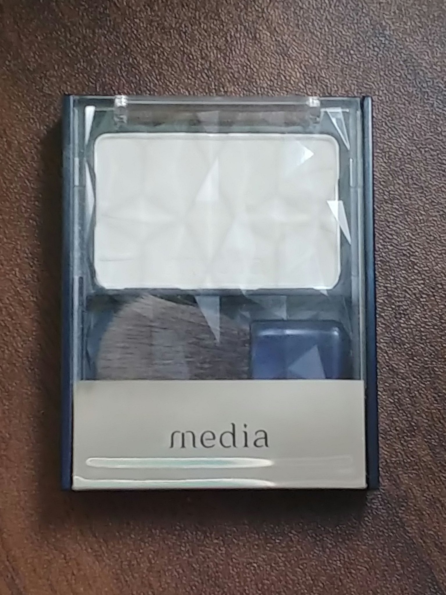 ブライトアップチークN/media/パウダーチークを使ったクチコミ（1枚目）